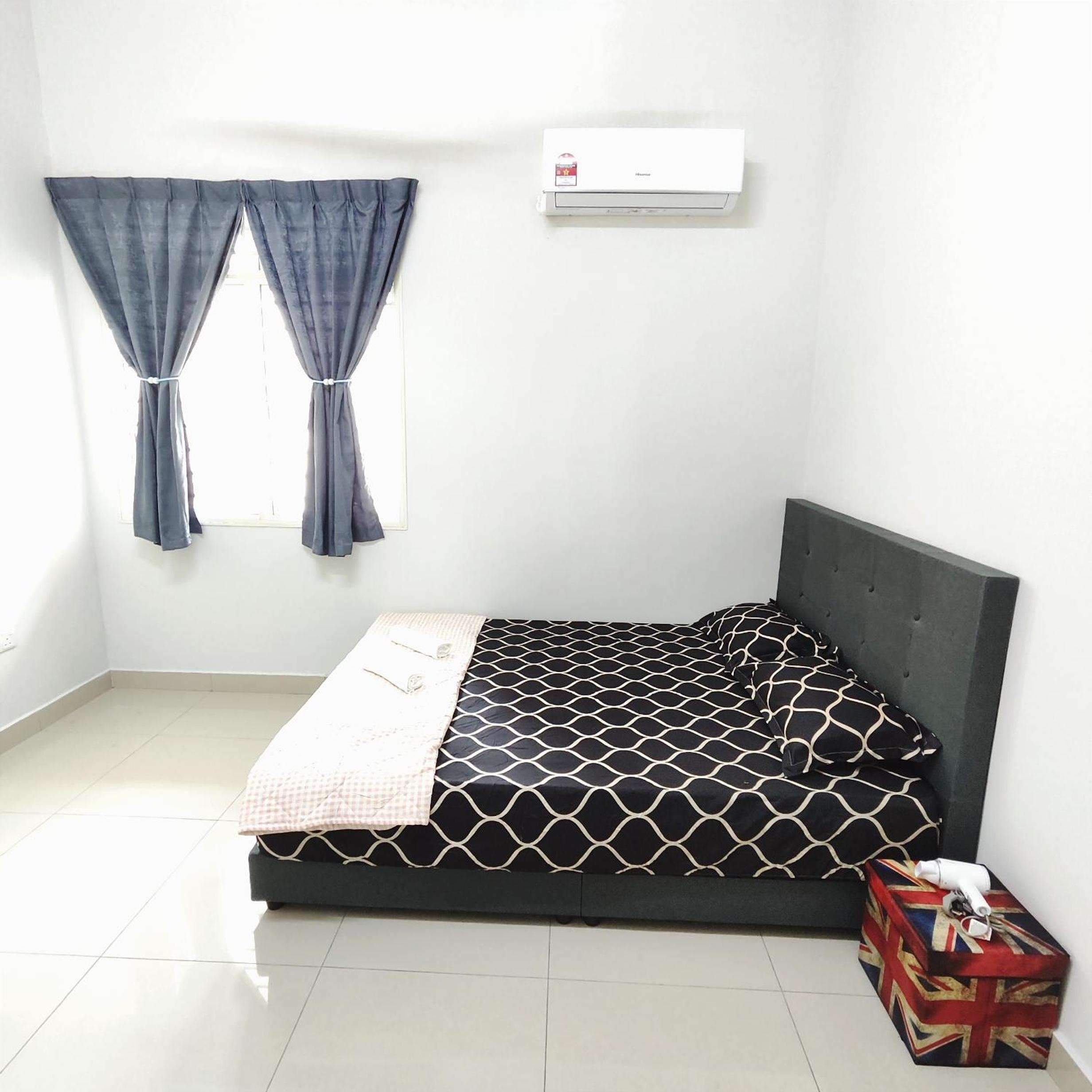 Rimbayu Homestay 12 - Quayside Mall - Kota Kemuning photo 5