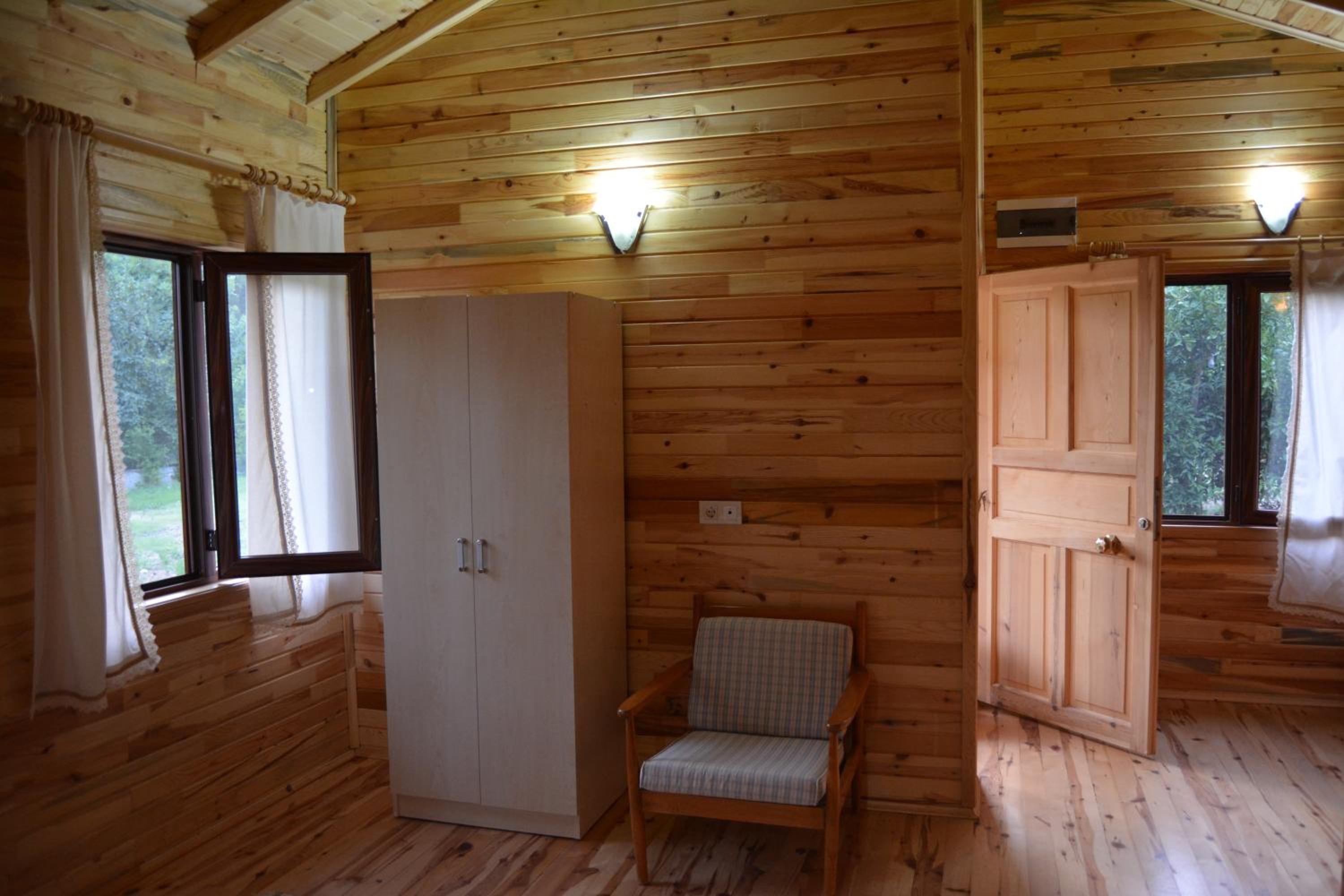 Bungalow Halil