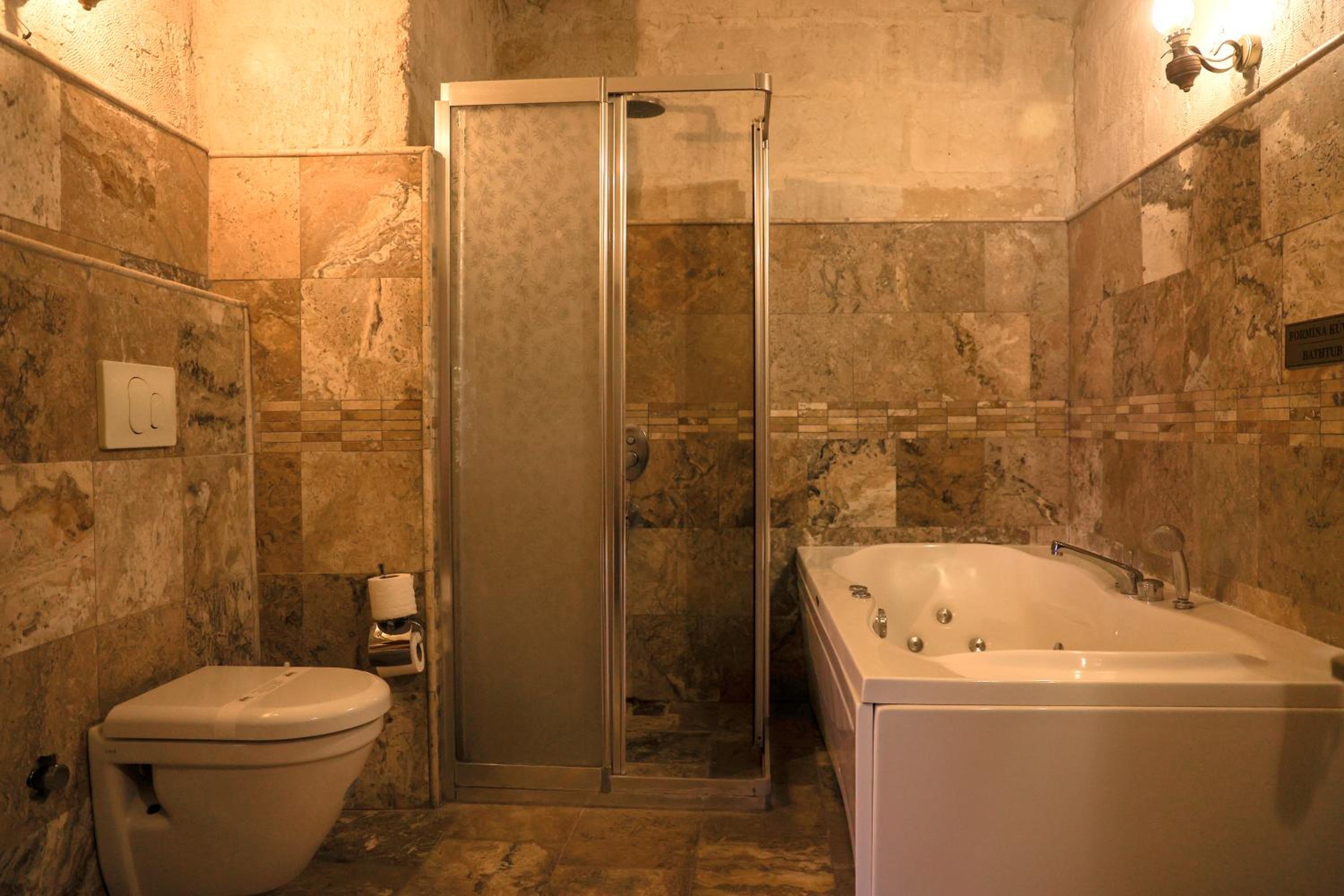 Maccan Cave Hotel - Image 119