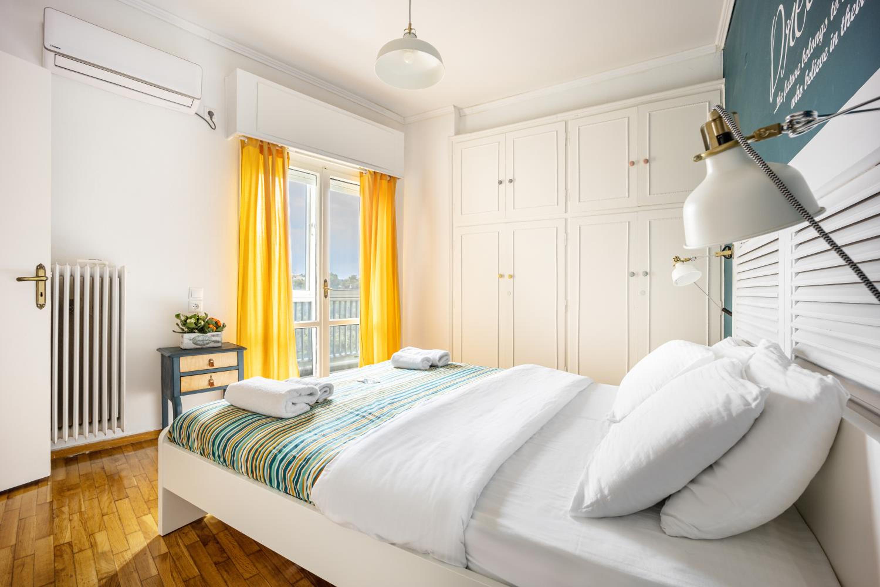 Stunning Acropolis View from a Sunny Renovated Apartment photo 2