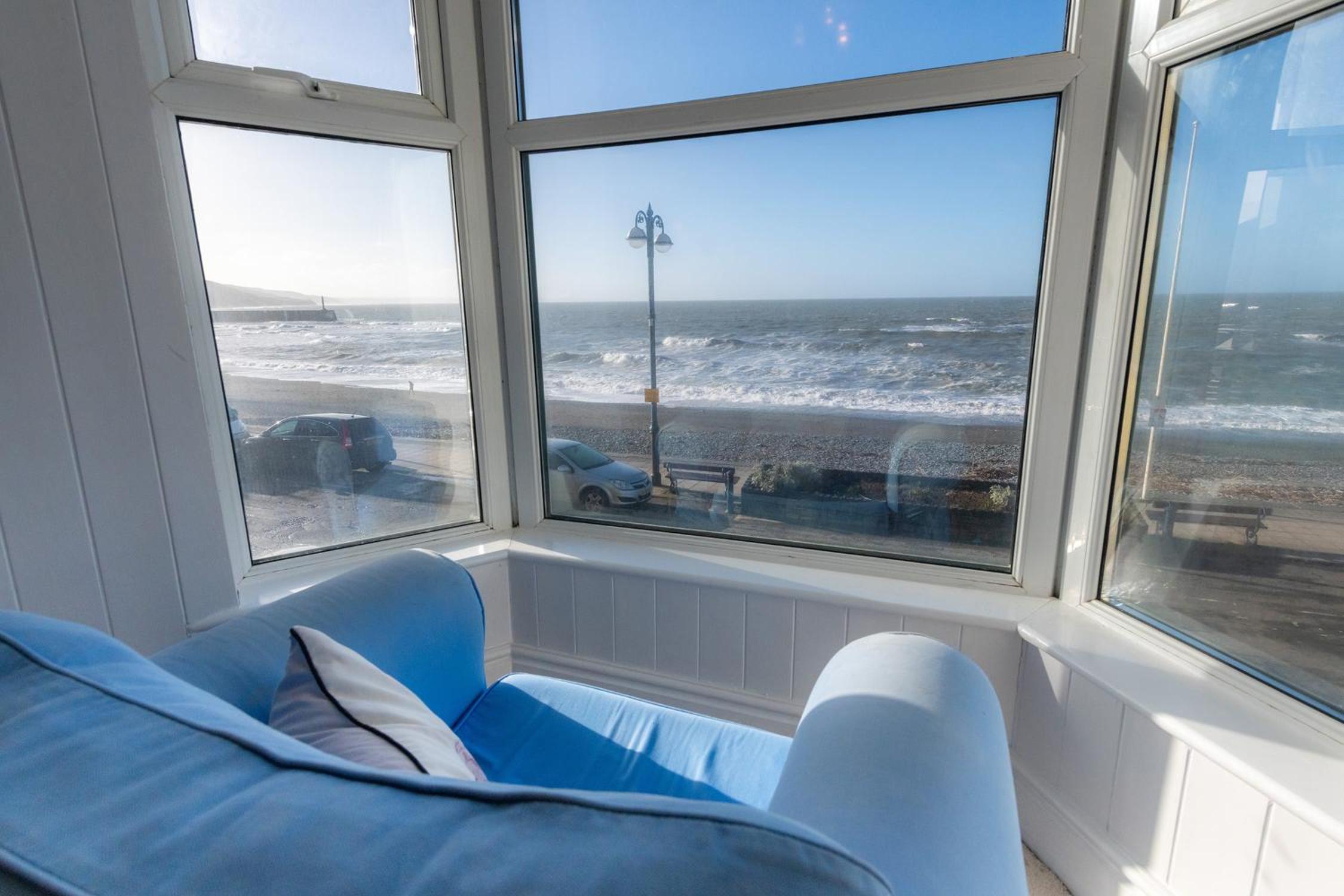 Plas Hafan Apartment 2 Aberystwyth view 5