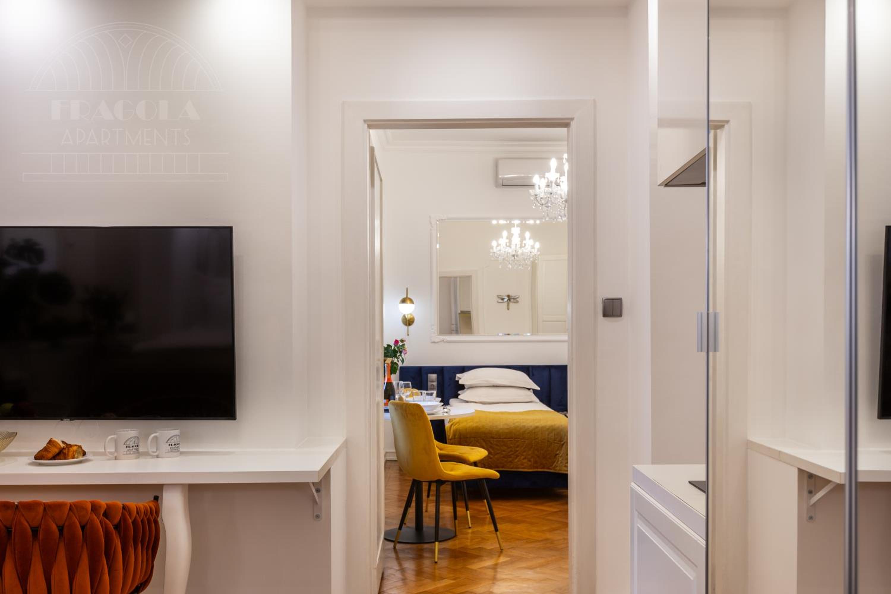 Feniks Fragola Apartments