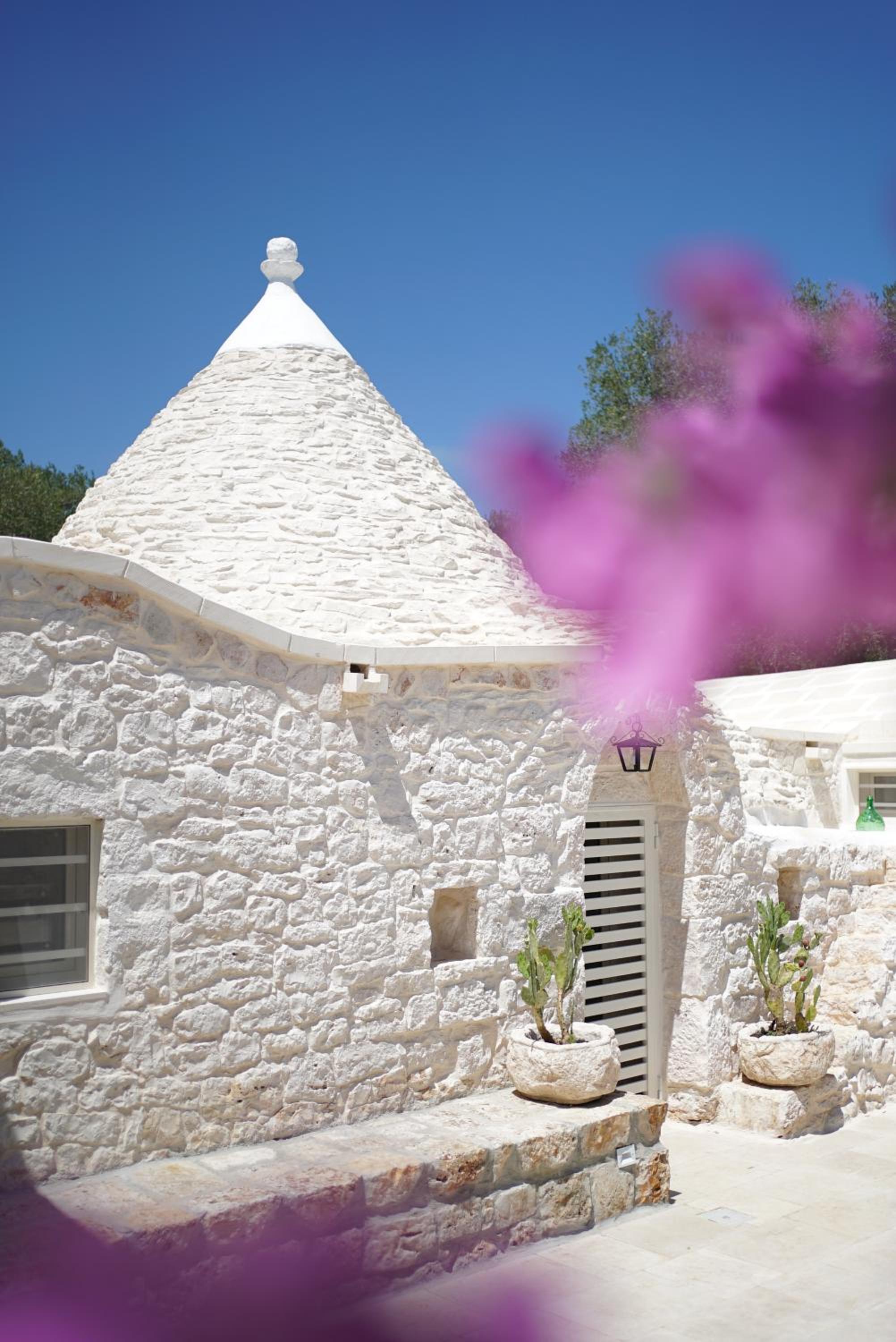Trullo Starbax