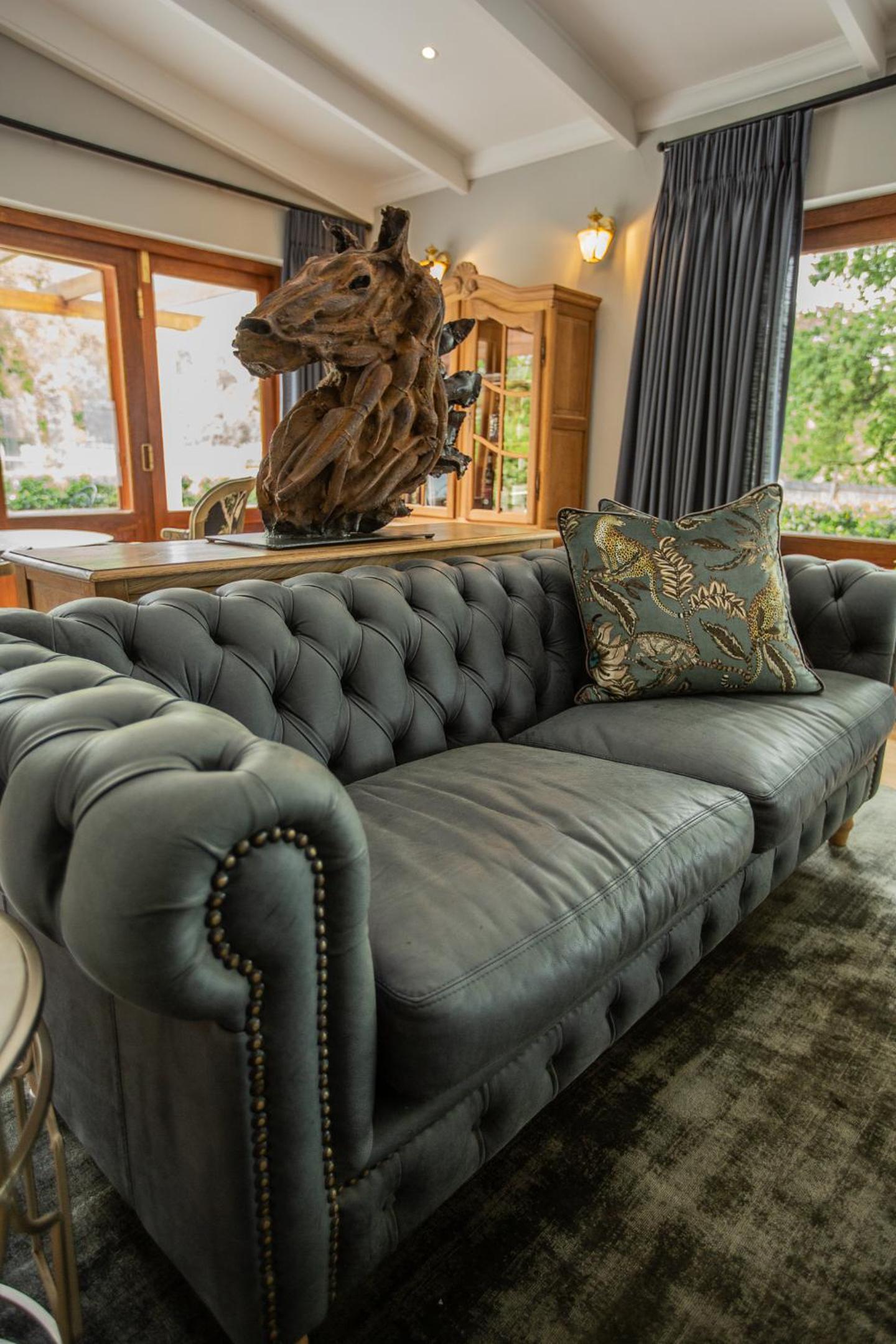 Simonzicht Guest House