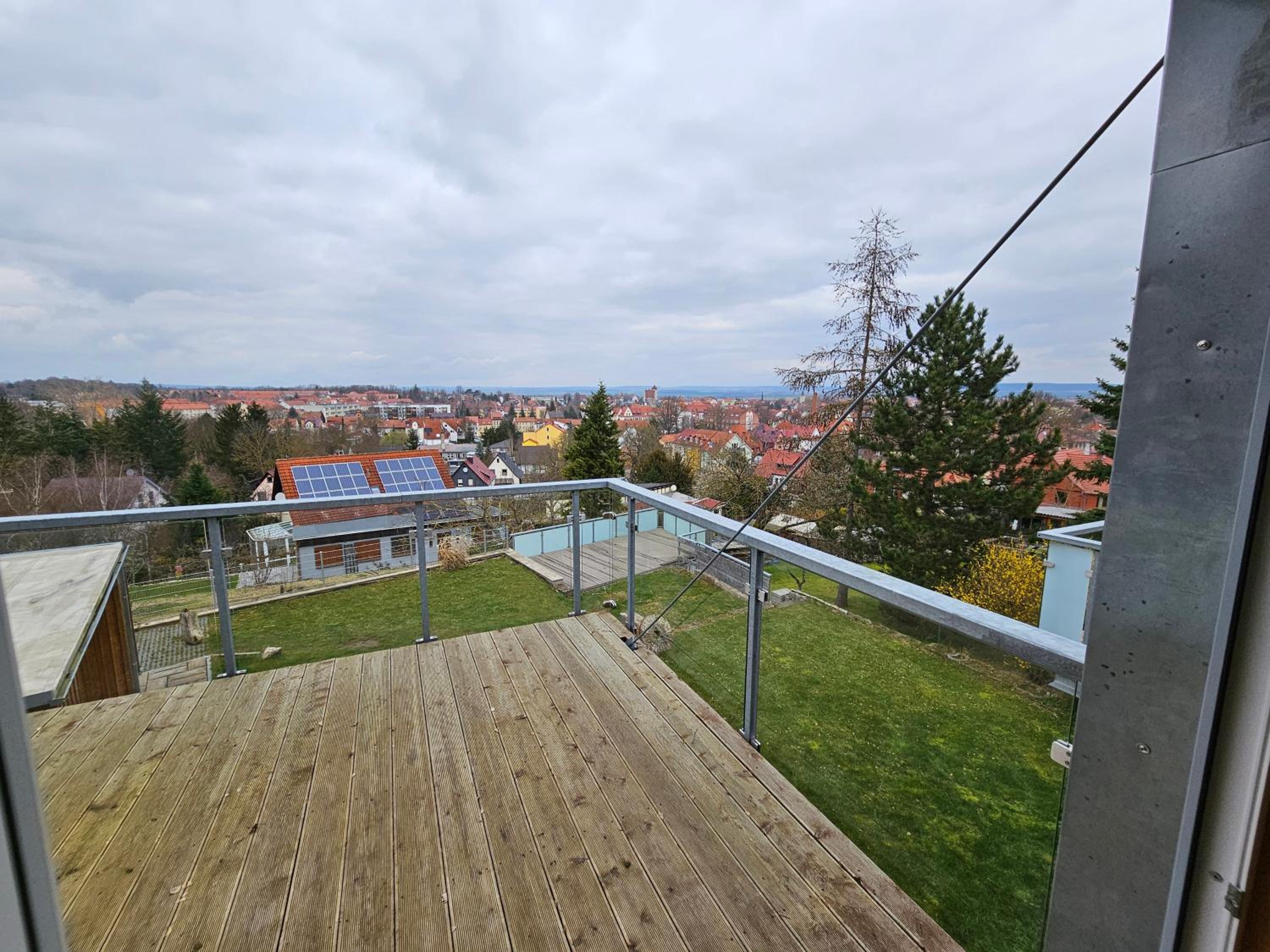 Baumhaus und Tinyhaus