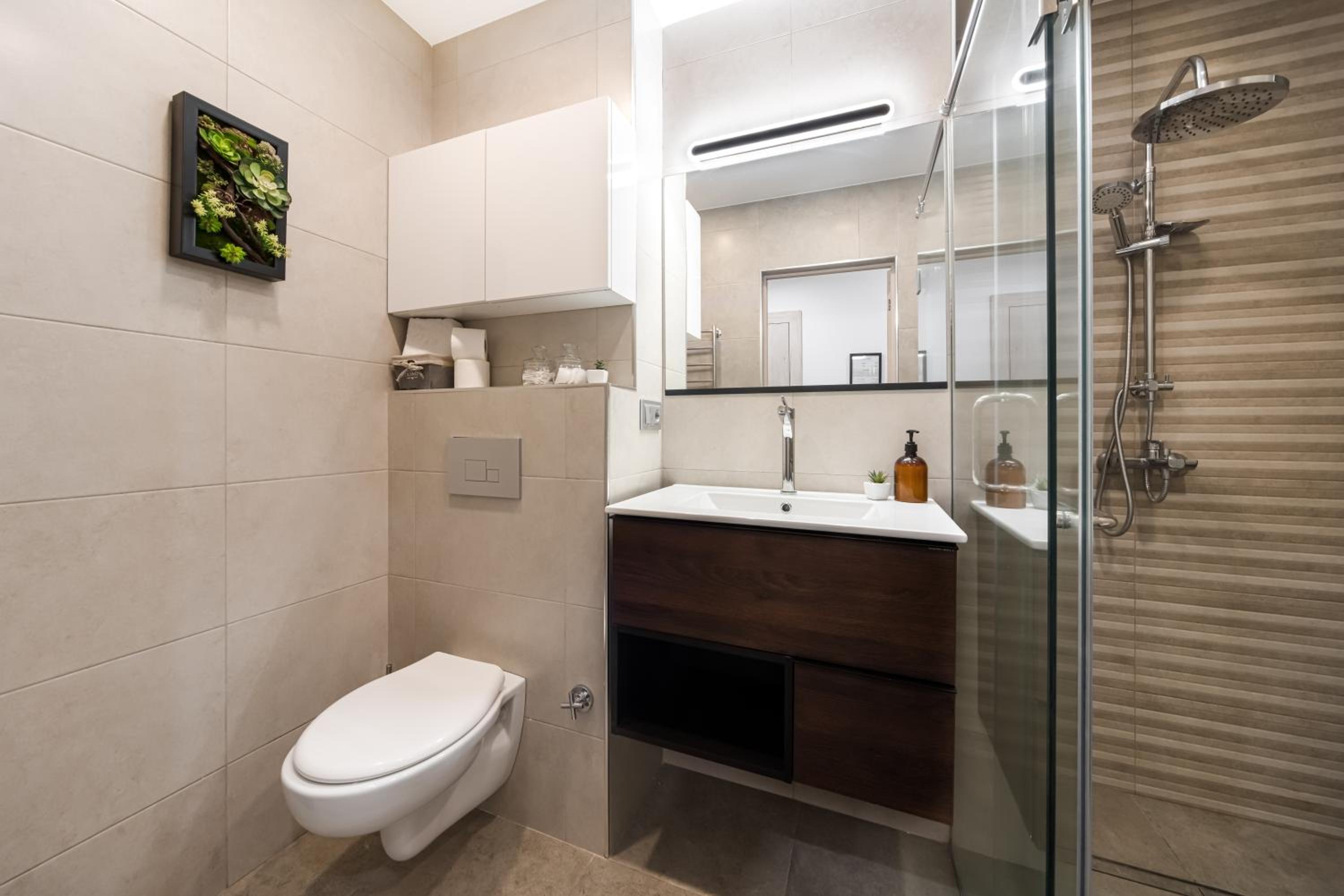 Danube Apartment by Downtown Inn