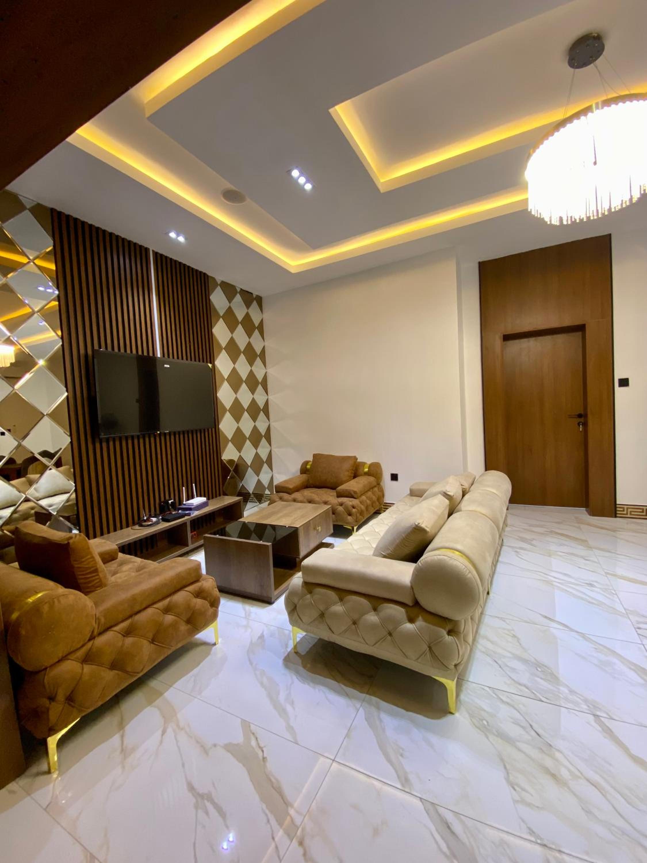 GHOMES APARTMENT