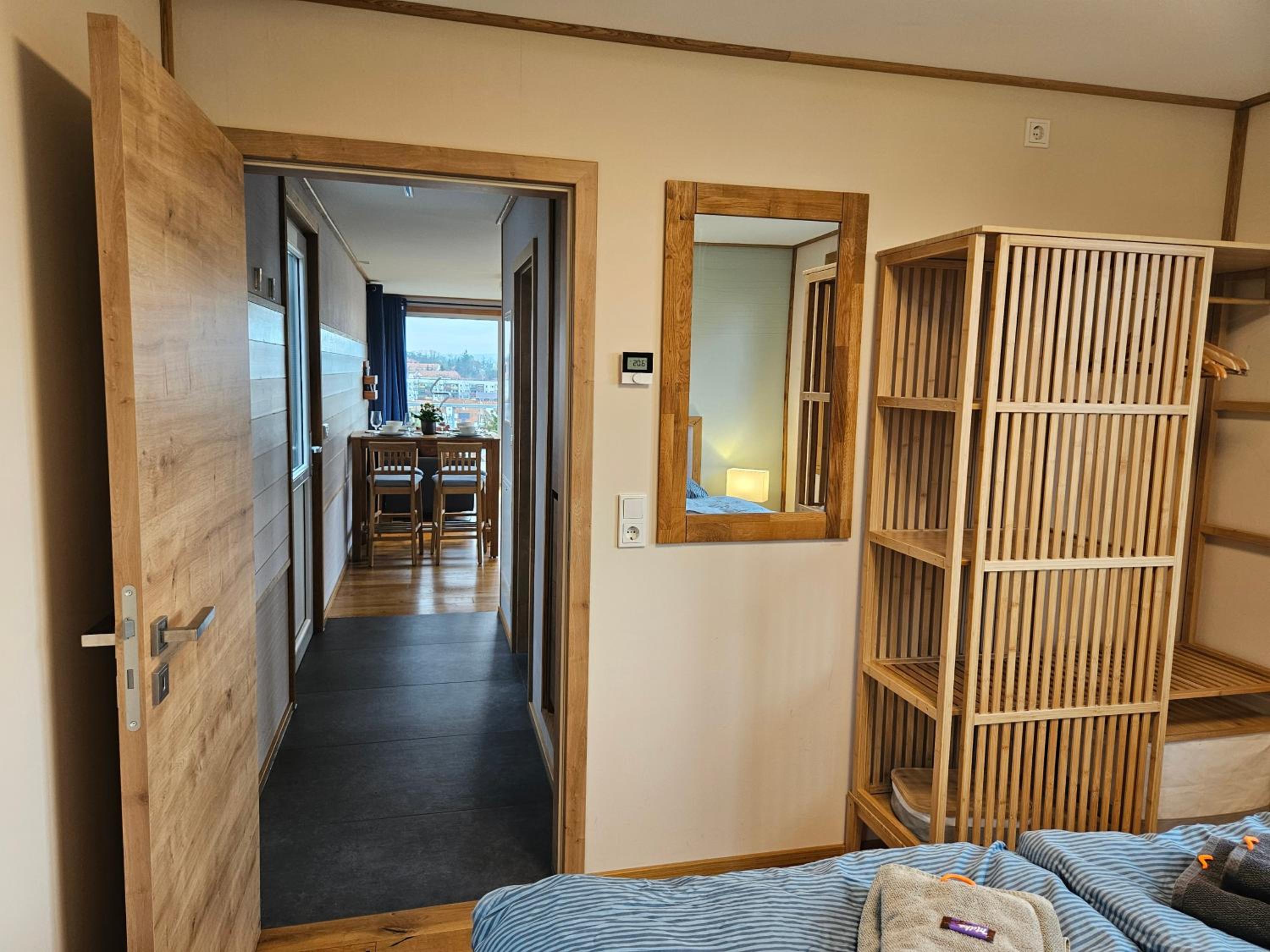 Baumhaus und Tinyhaus