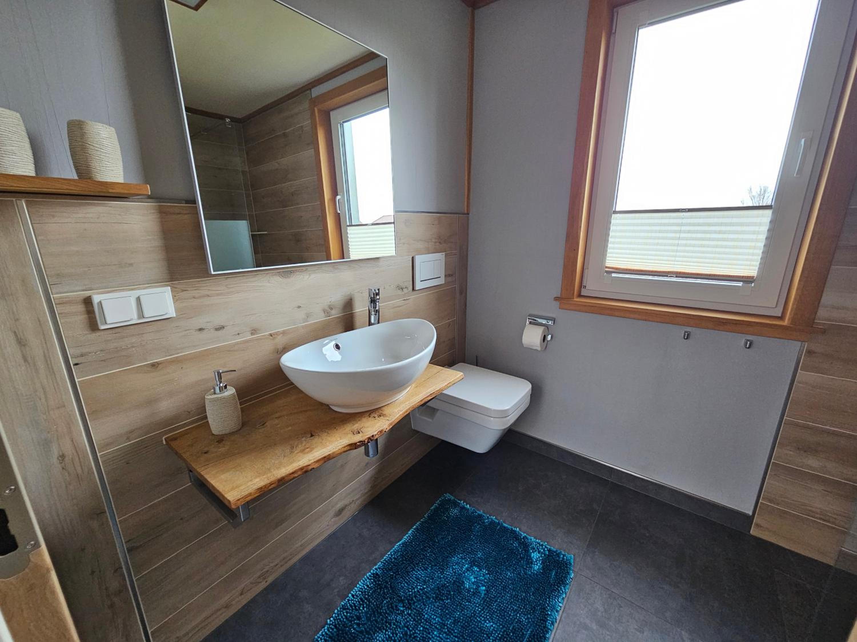 Baumhaus und Tinyhaus