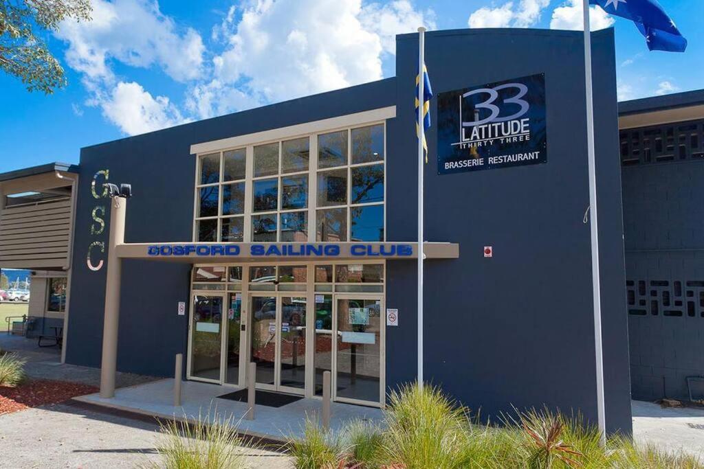 NEW Sailors Cove Pet Friendly