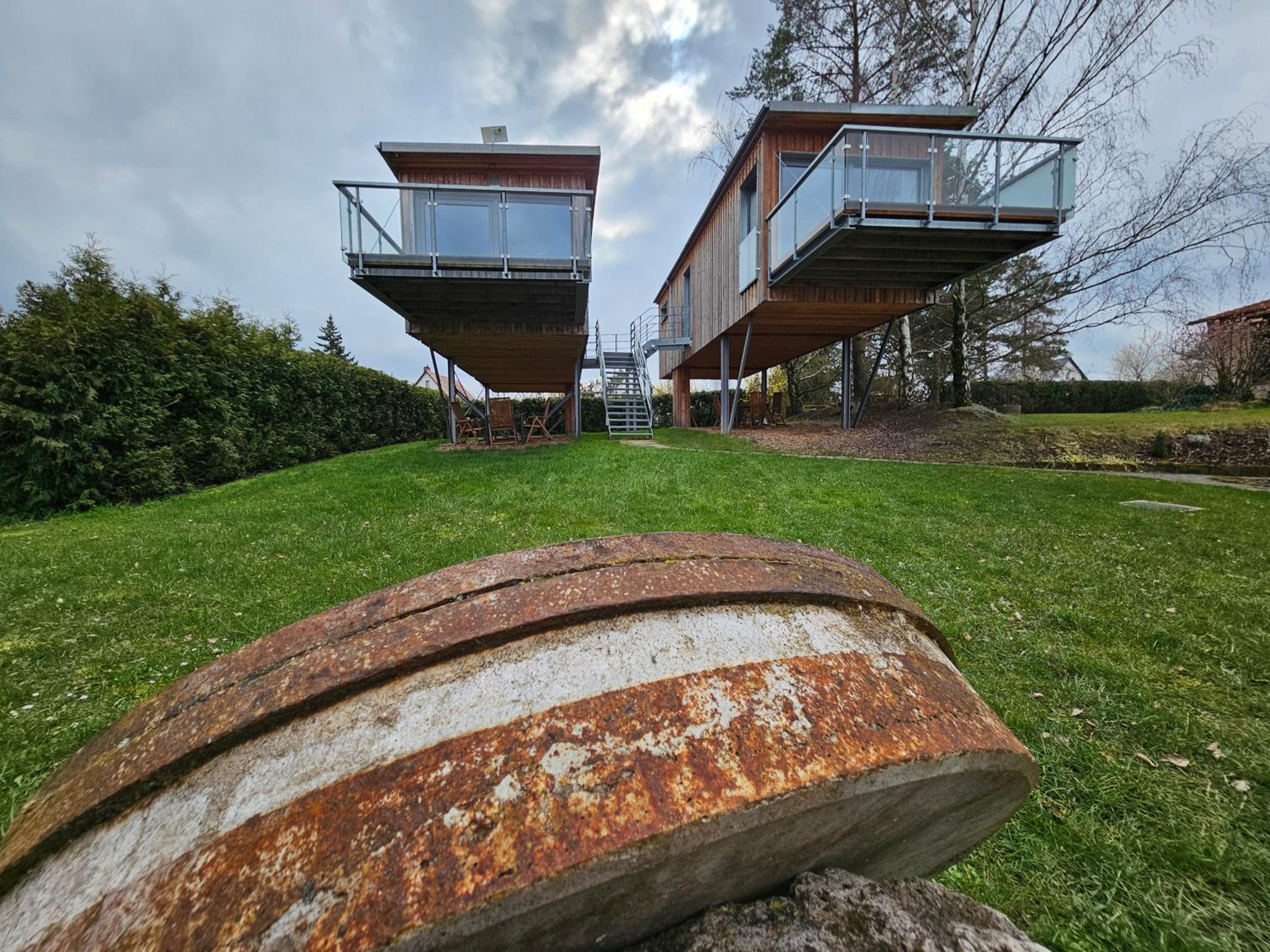 Baumhaus und Tinyhaus