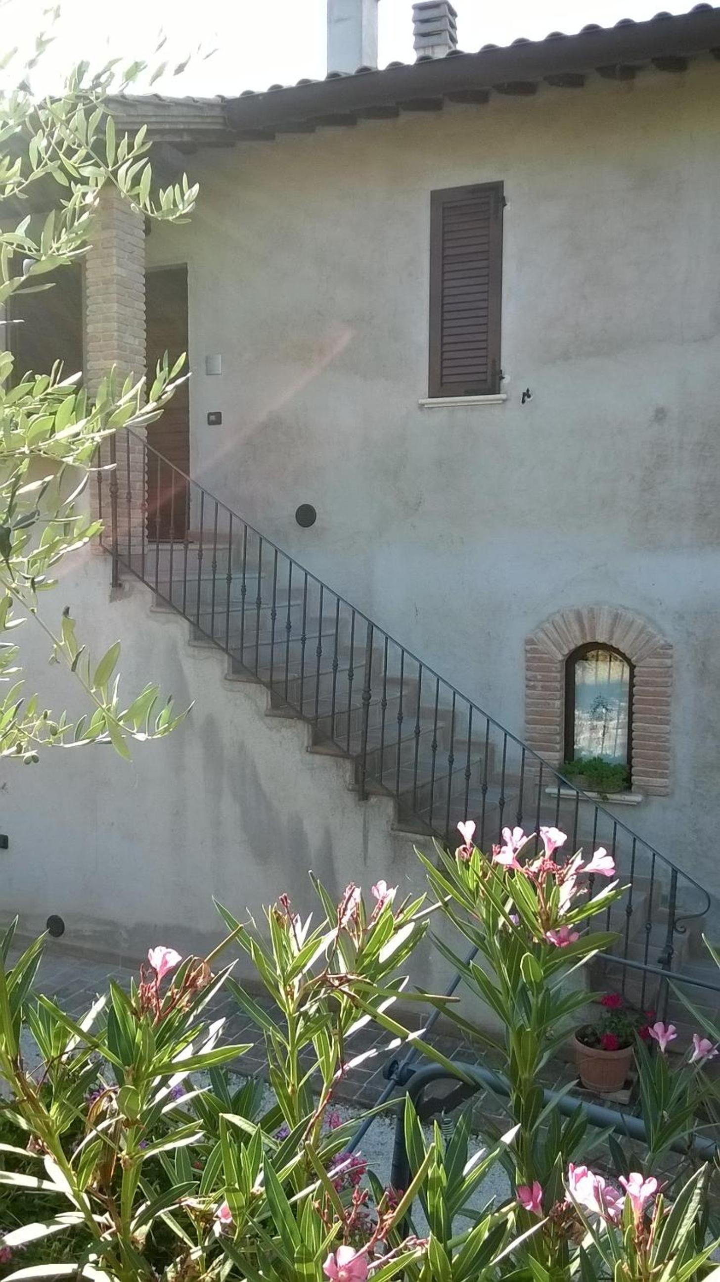 Photo 32
