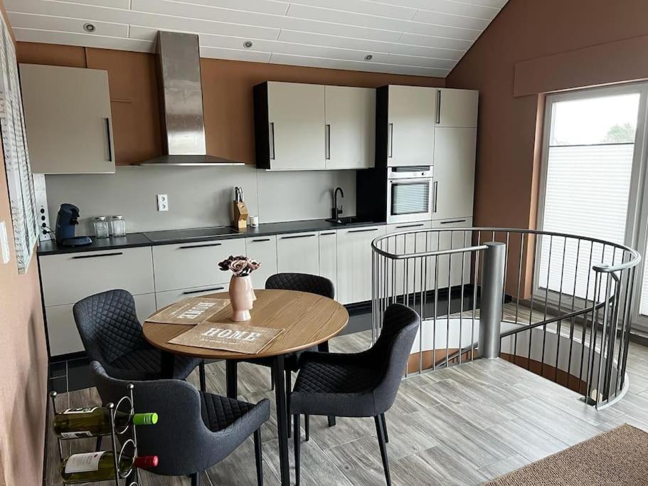 Maisonette Wohnung mit Dachterrasse - keine Vermietung an Monteure No1