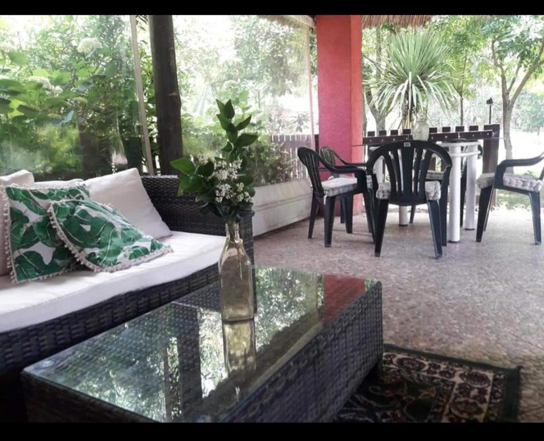 Hotel y Casa de Campo Oasis Campero - Ezeiza Aeropuerto -San Vicente