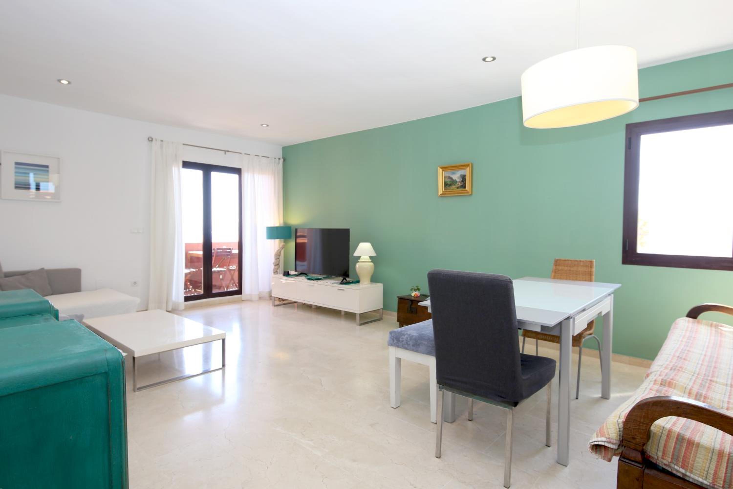 Estepona Town Apartment EDDIE