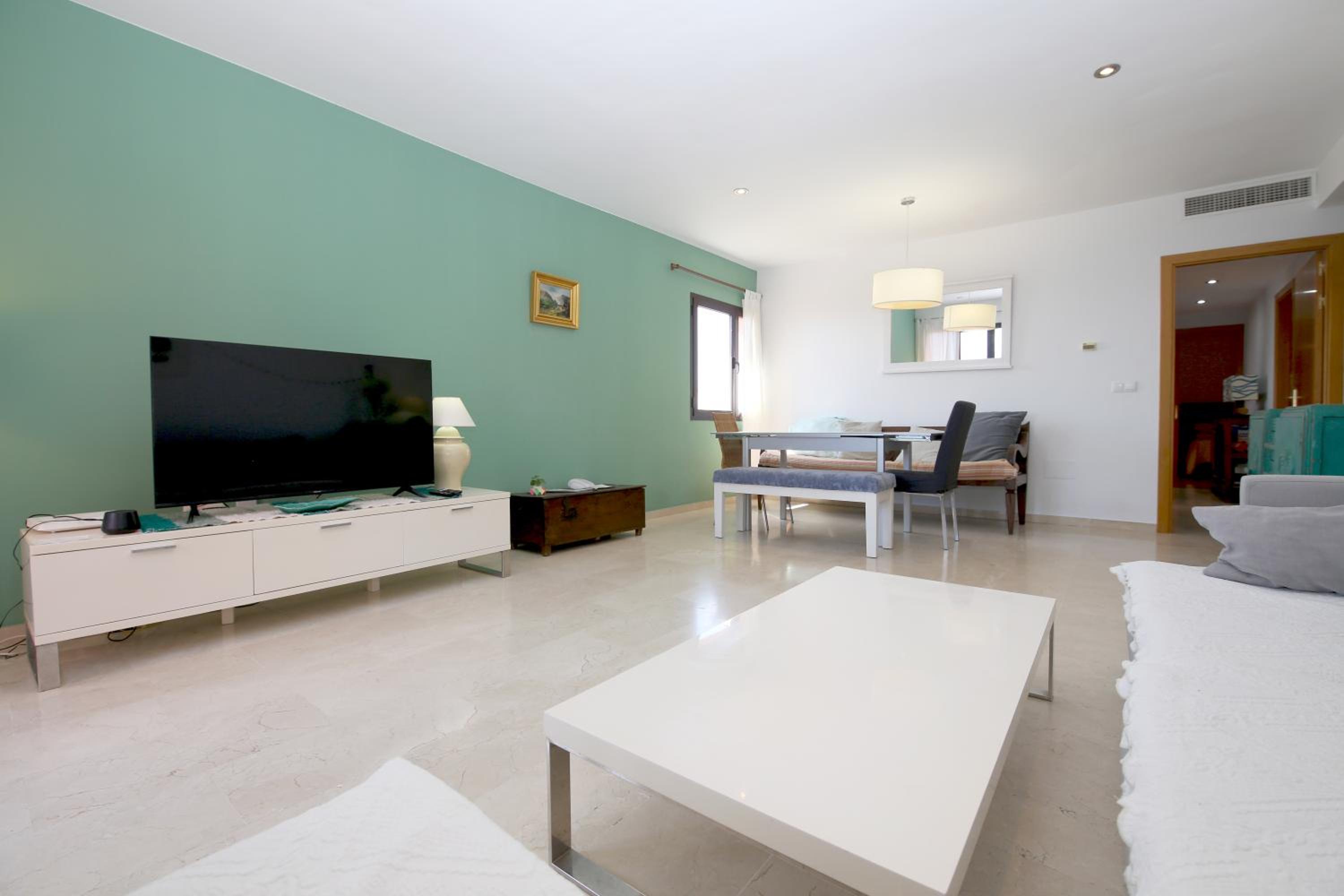 Estepona Town Apartment EDDIE