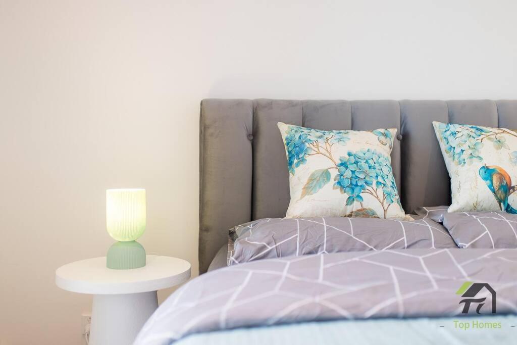 Vivid home in North Ryde