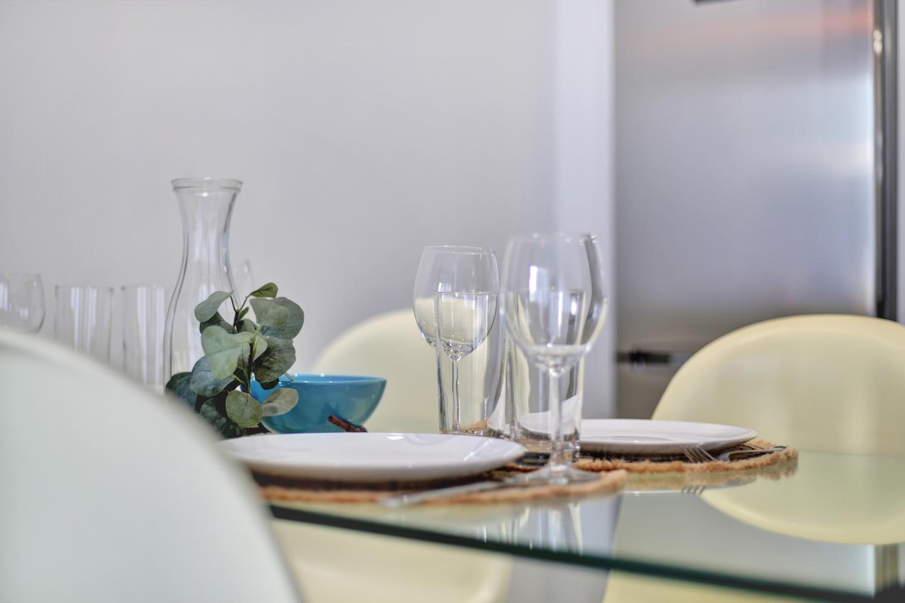 Paradise Sun - Stylish 1BR Apartment with Pool, Terrace & Rooftop Bar, 100 m from Corralejo Beach