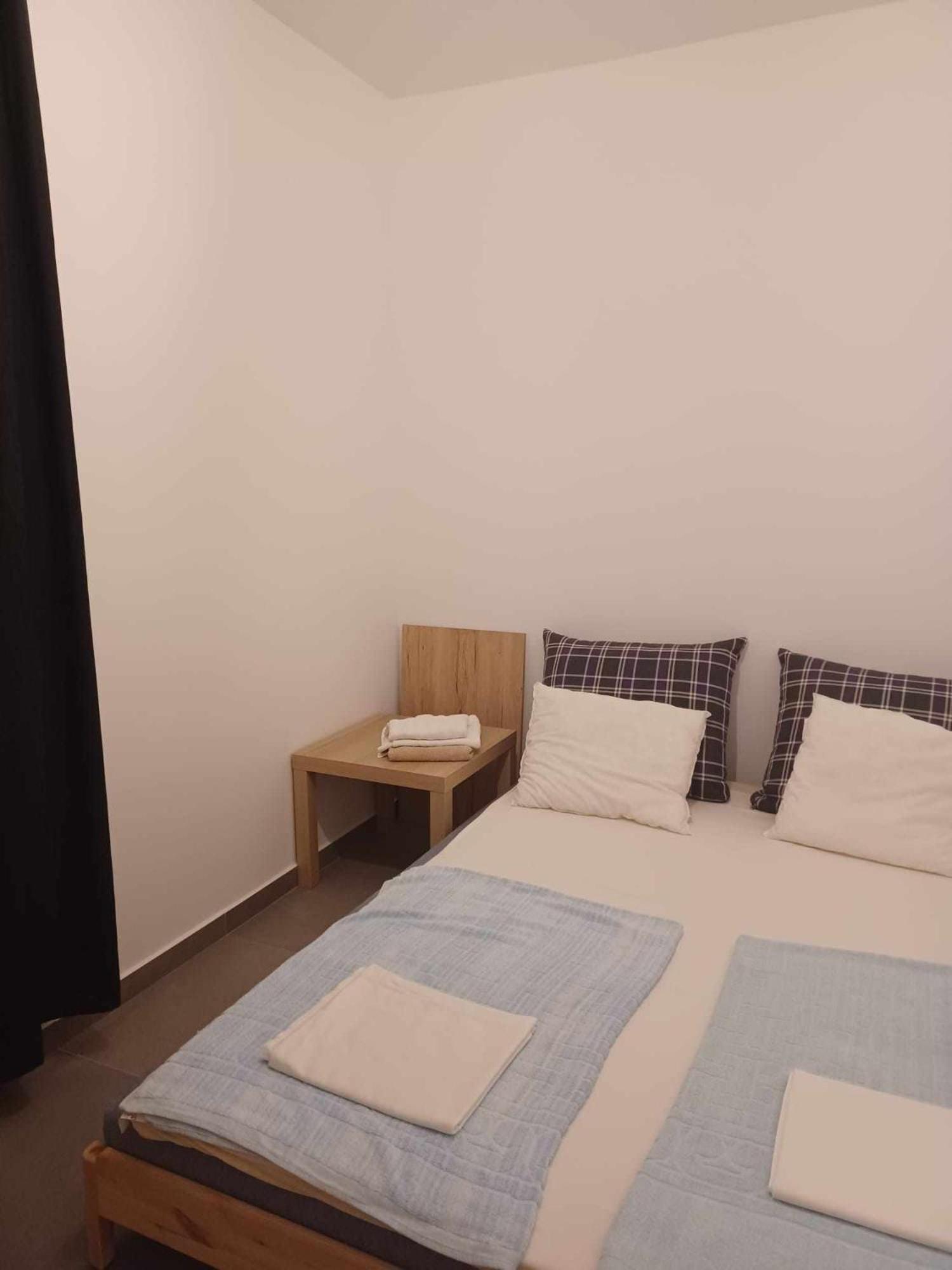 Apartment Pervan by the beach 2 bedrooms view 4