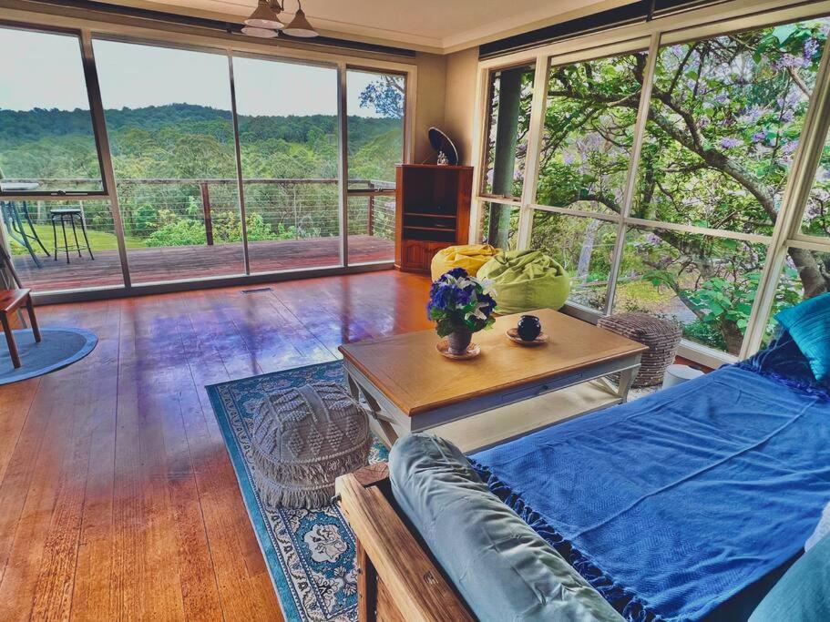 Perfect View Retreat in Forest