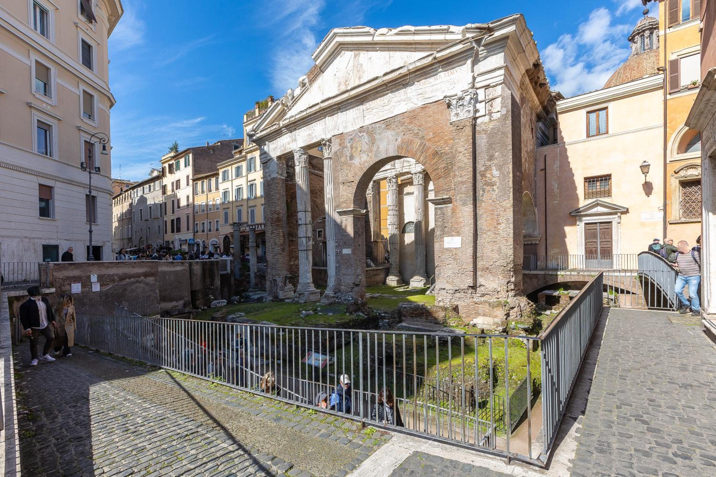 Amazing Elegant Jewish Ghetto