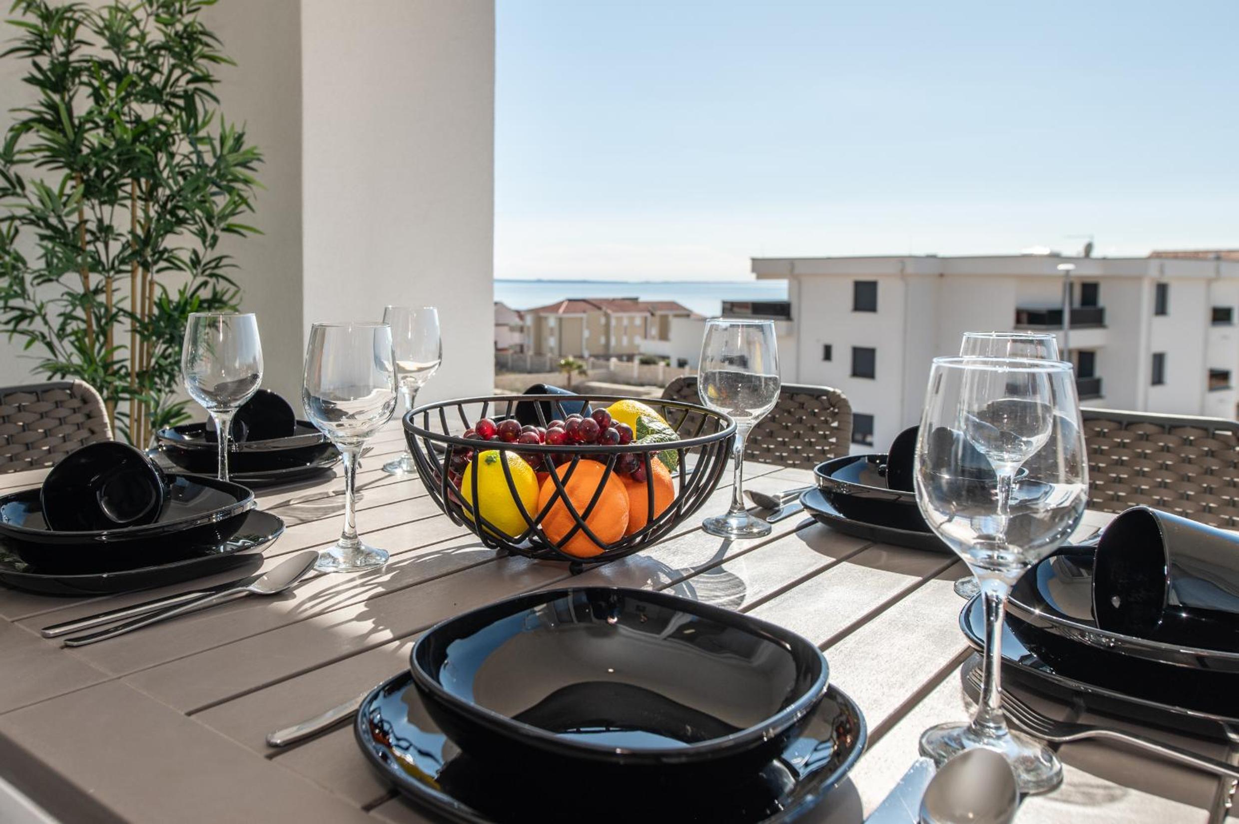Pool apartments Lux