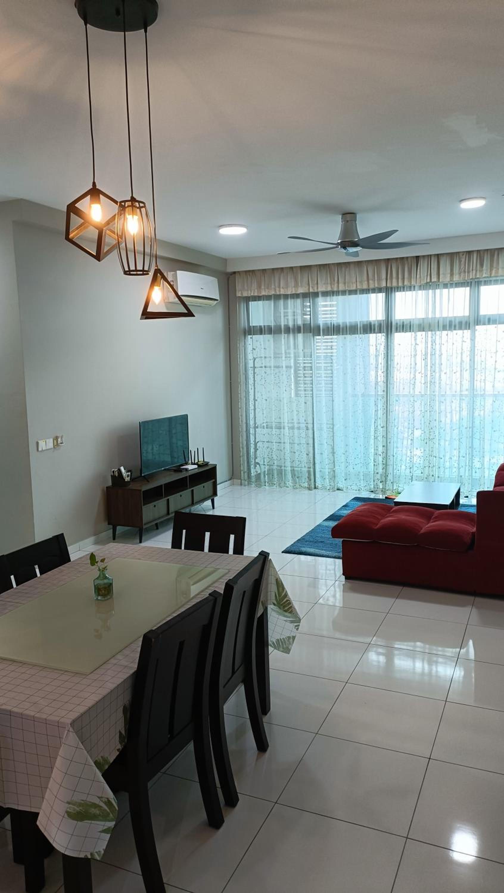 Sky Loft 3 rooms beside Aeon With Smart TV & Facilities L14