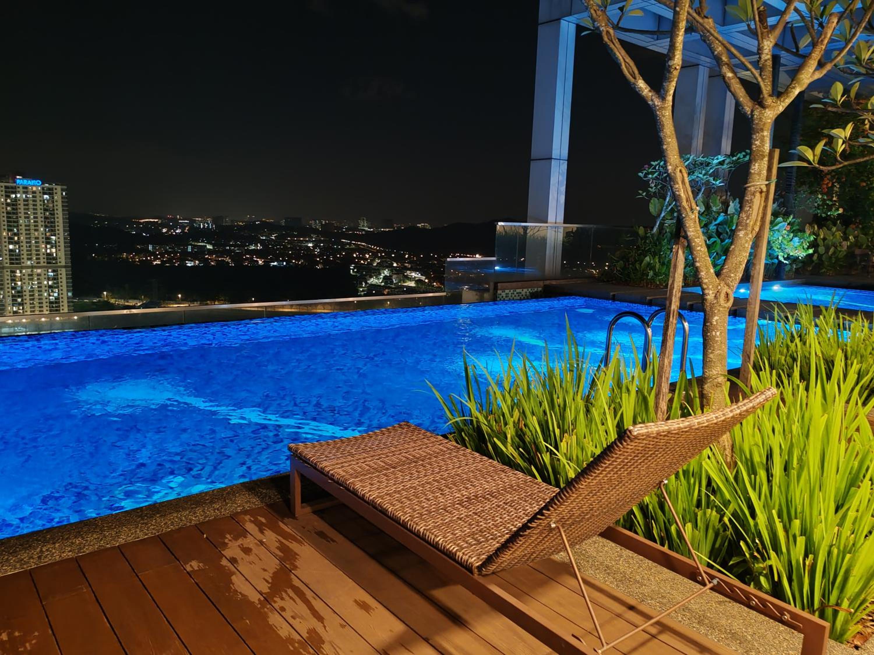 Pavillion Bukit Jalil Walk 2 mins Studio 2-4 Pax