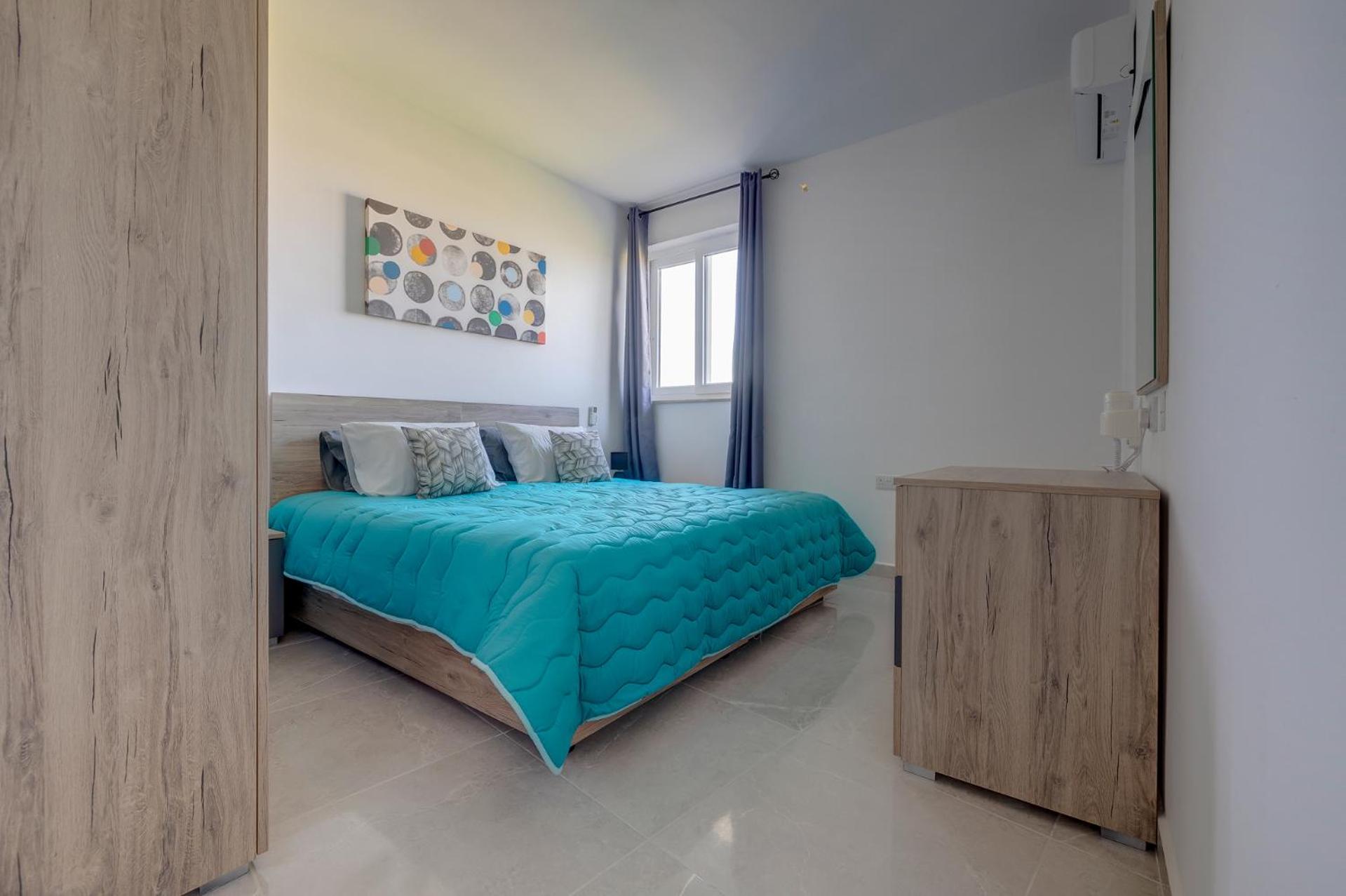 Salmar Court Holiday Apartments with Pool by Buena Vista