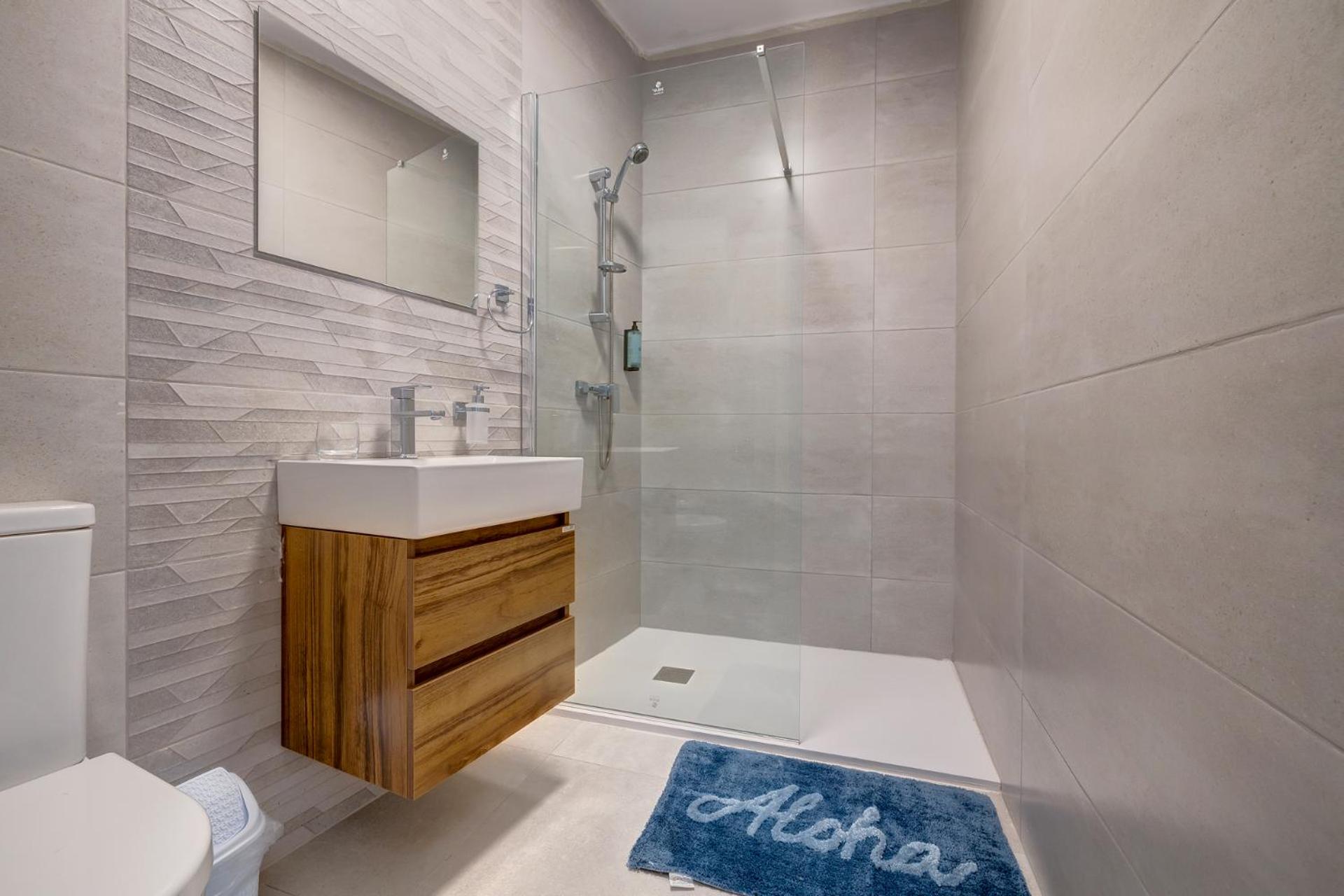Salmar Court Holiday Apartments with Pool by Buena Vista