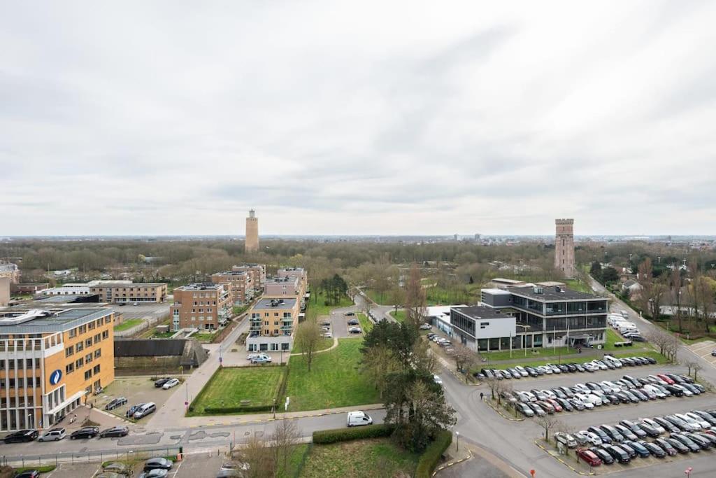 Stunning views over Ostend with garage