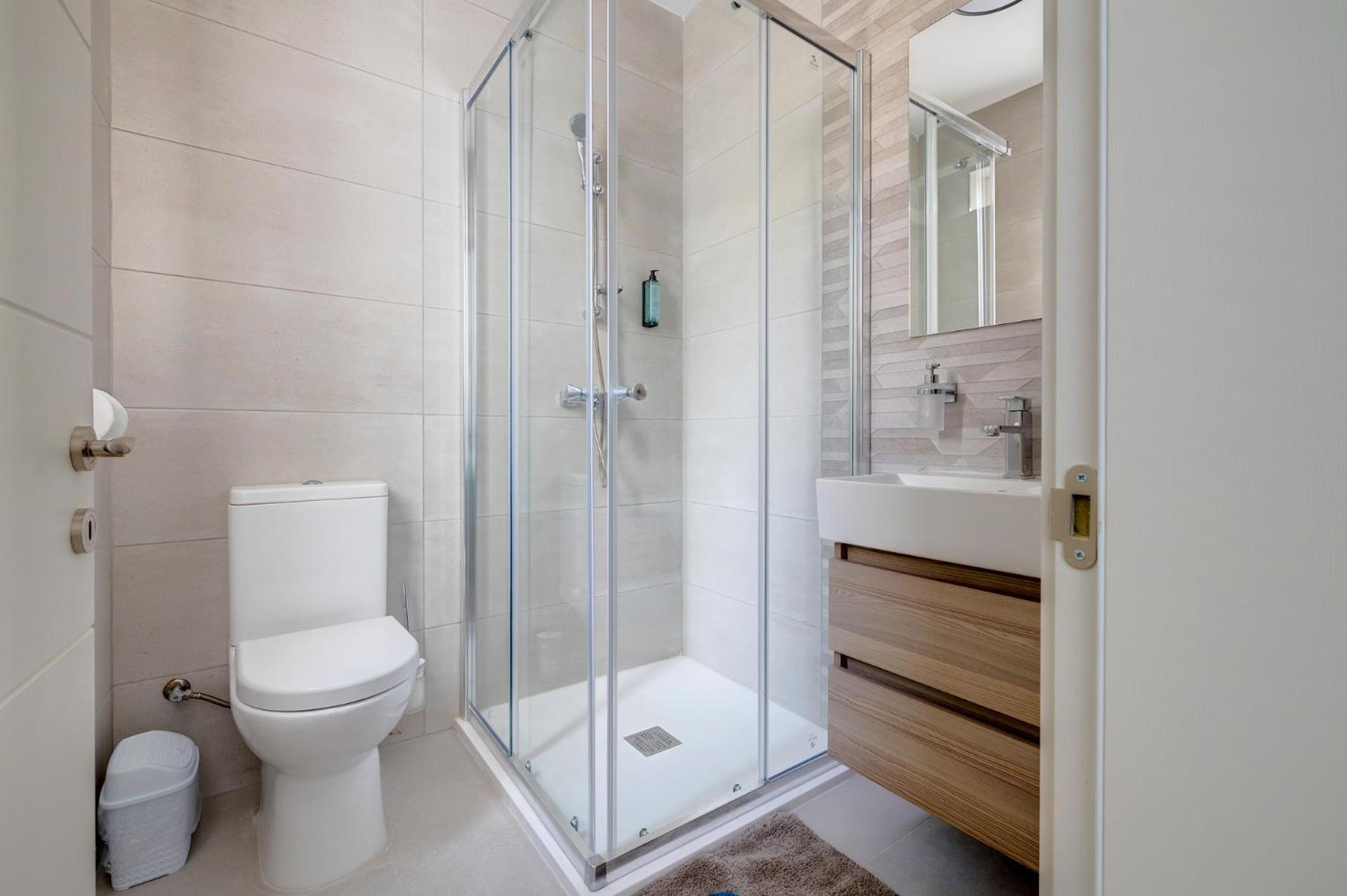 Salmar Court Holiday Apartments with Pool by Buena Vista