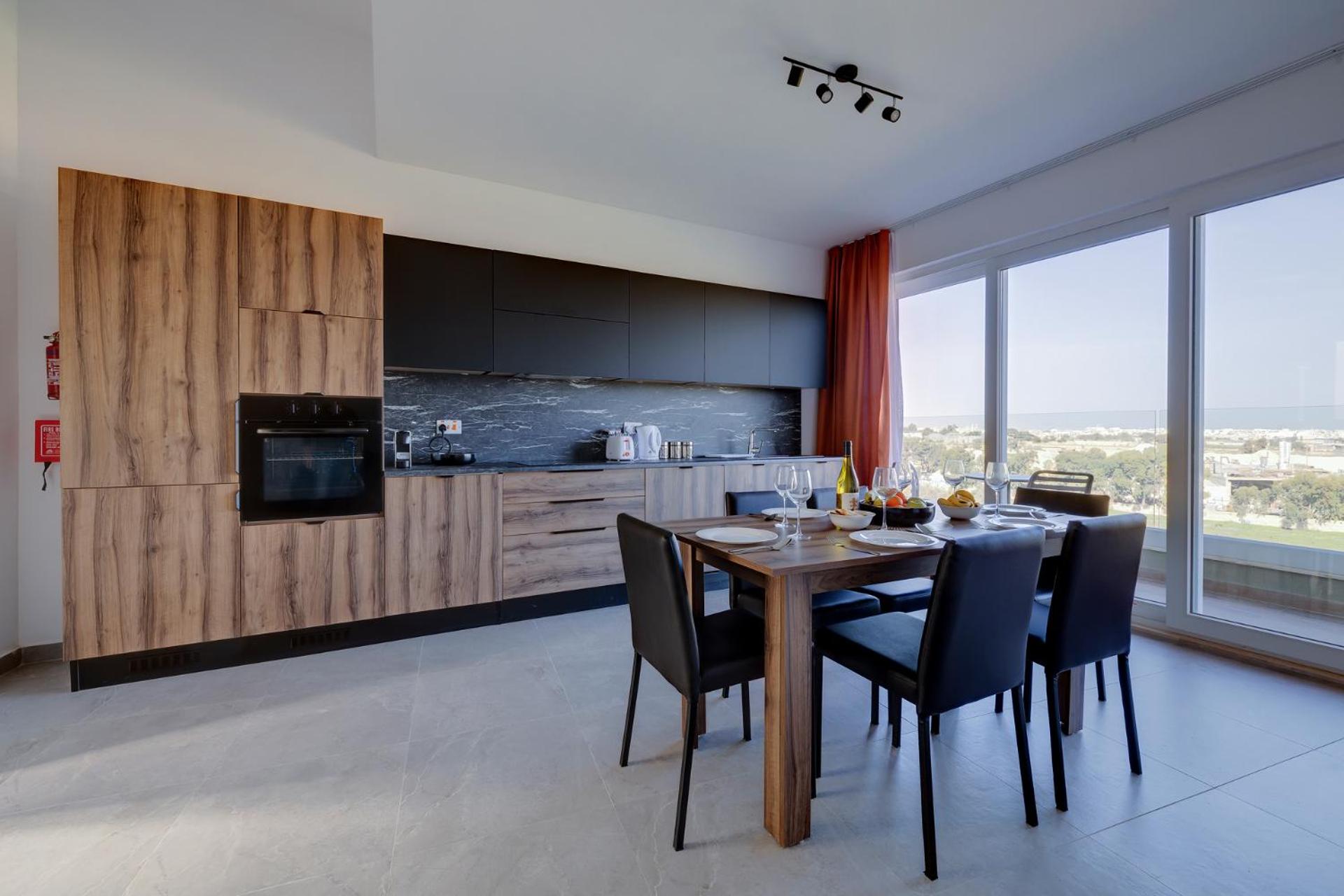 Salmar Court Holiday Apartments with Pool by Buena Vista