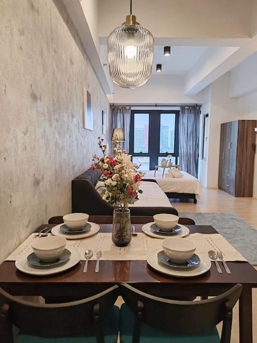 Pavillion Bukit Jalil Walk 2 mins Studio 2-4 Pax
