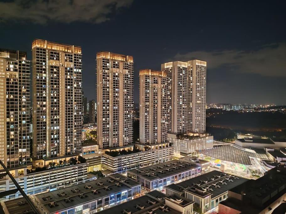 Pavillion Bukit Jalil Walk 2 mins Studio 2-4 Pax