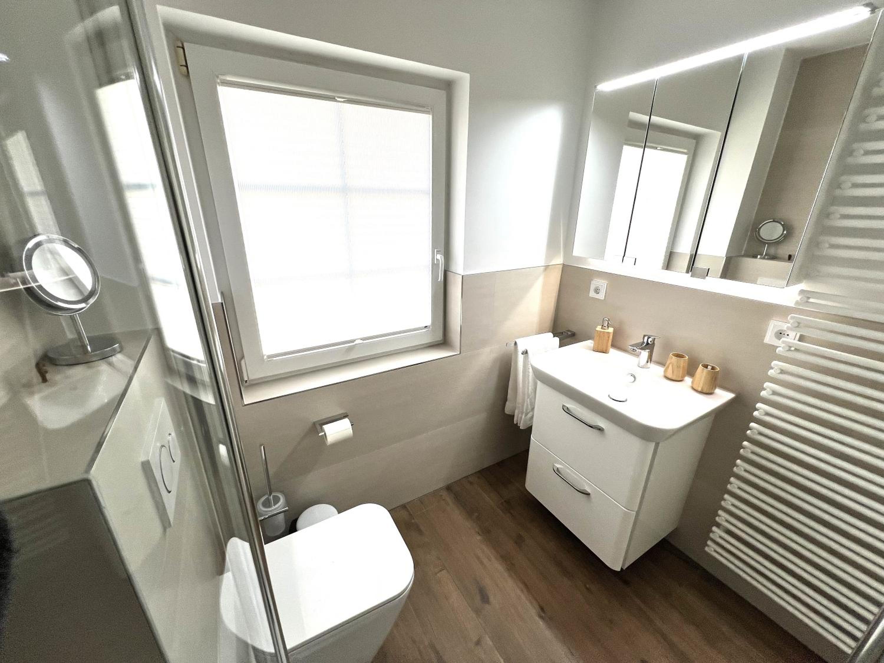 Haus mit Seeblick, gratis Nutzung vom AHOI Erlebnisbad und Sauna in Sellin - Fährhaus Sellin Nr 14