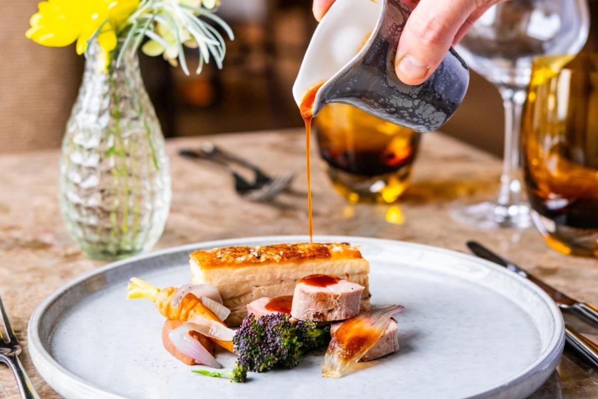 Stroud Vacations - Burleigh Court Hotel - Property Image 9