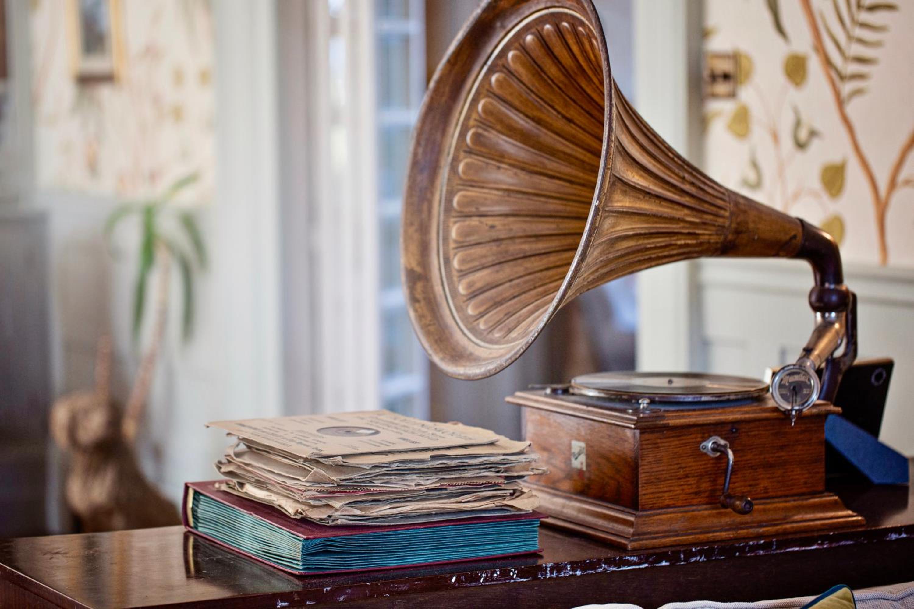 Stroud Vacations - Burleigh Court Hotel - Property Image 34