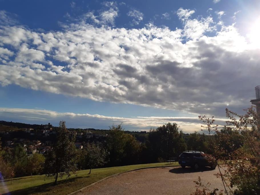 CONFINEDEISANTI Bed&Breakfast