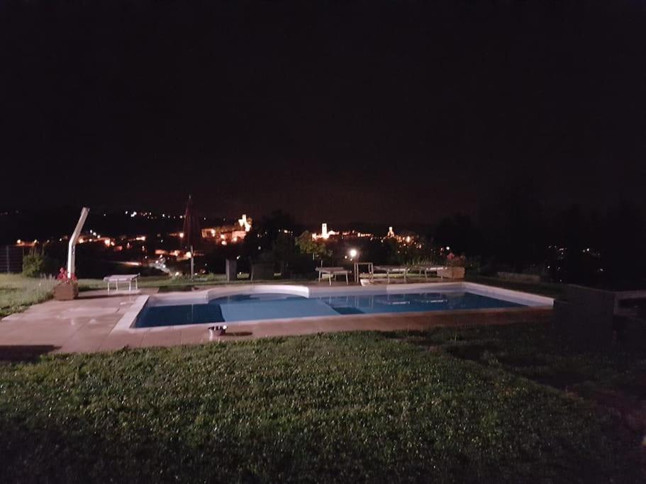 CONFINEDEISANTI Bed&Breakfast