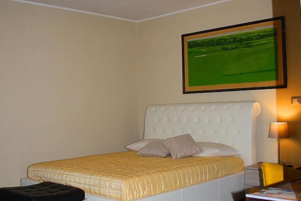 CONFINEDEISANTI Bed&Breakfast