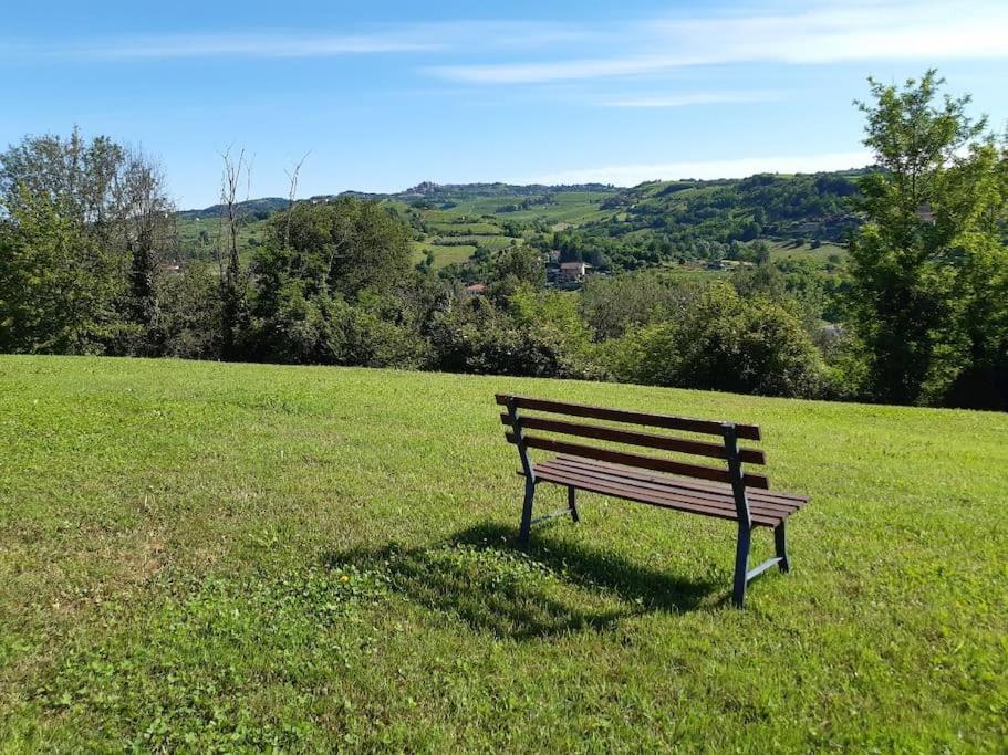 CONFINEDEISANTI Bed&Breakfast