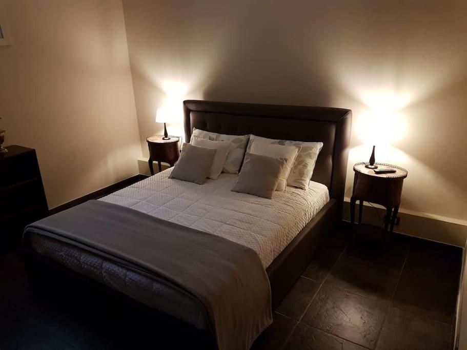 CONFINEDEISANTI Bed&Breakfast