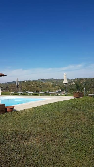 CONFINEDEISANTI Bed&Breakfast