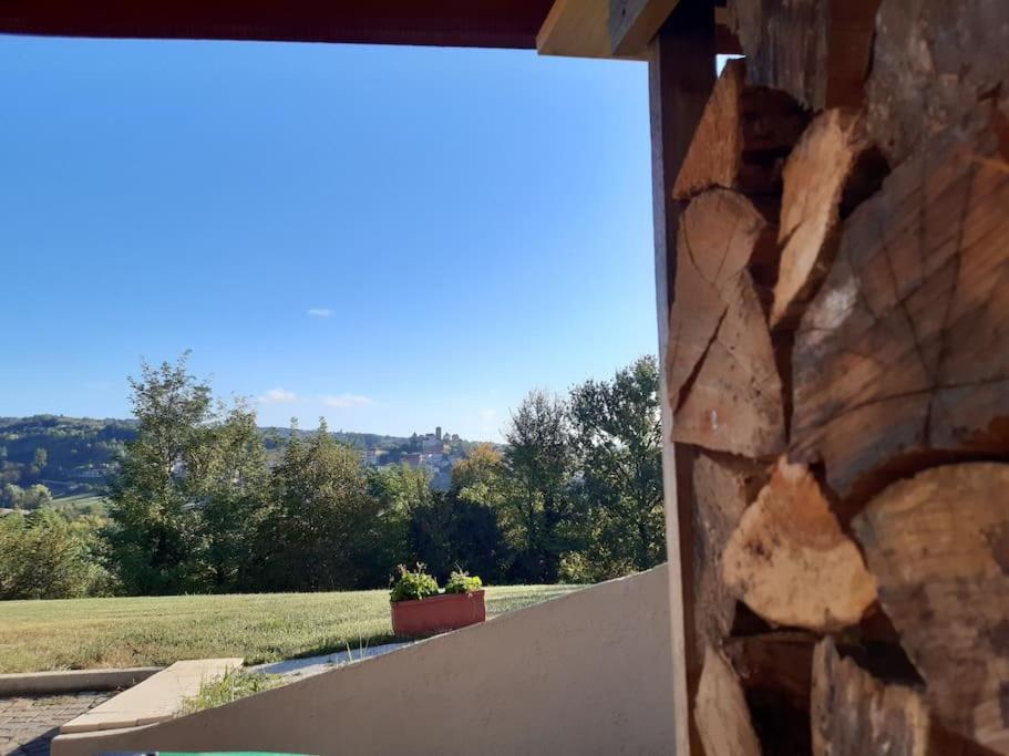 CONFINEDEISANTI Bed&Breakfast
