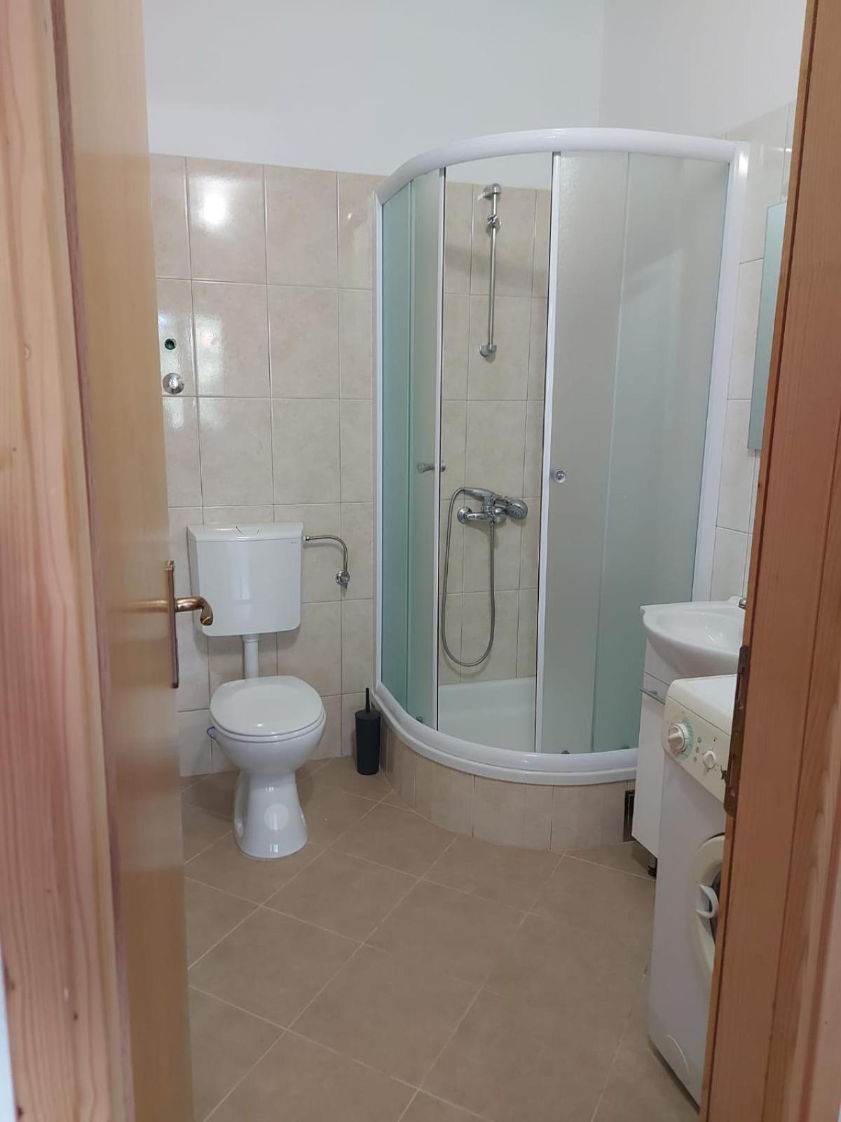 Apartmani NEVA