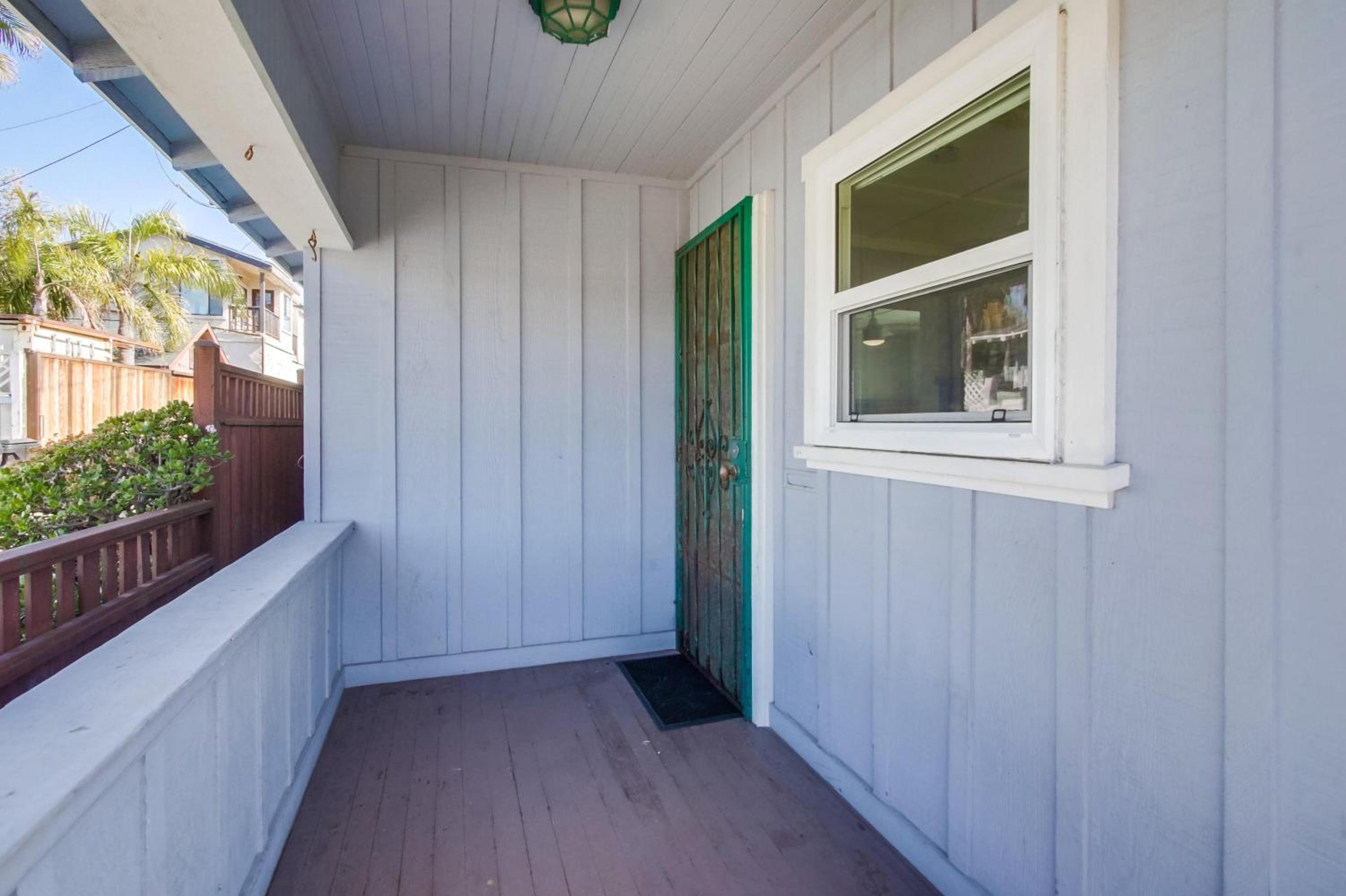 Ocean Beach Cottage view 5