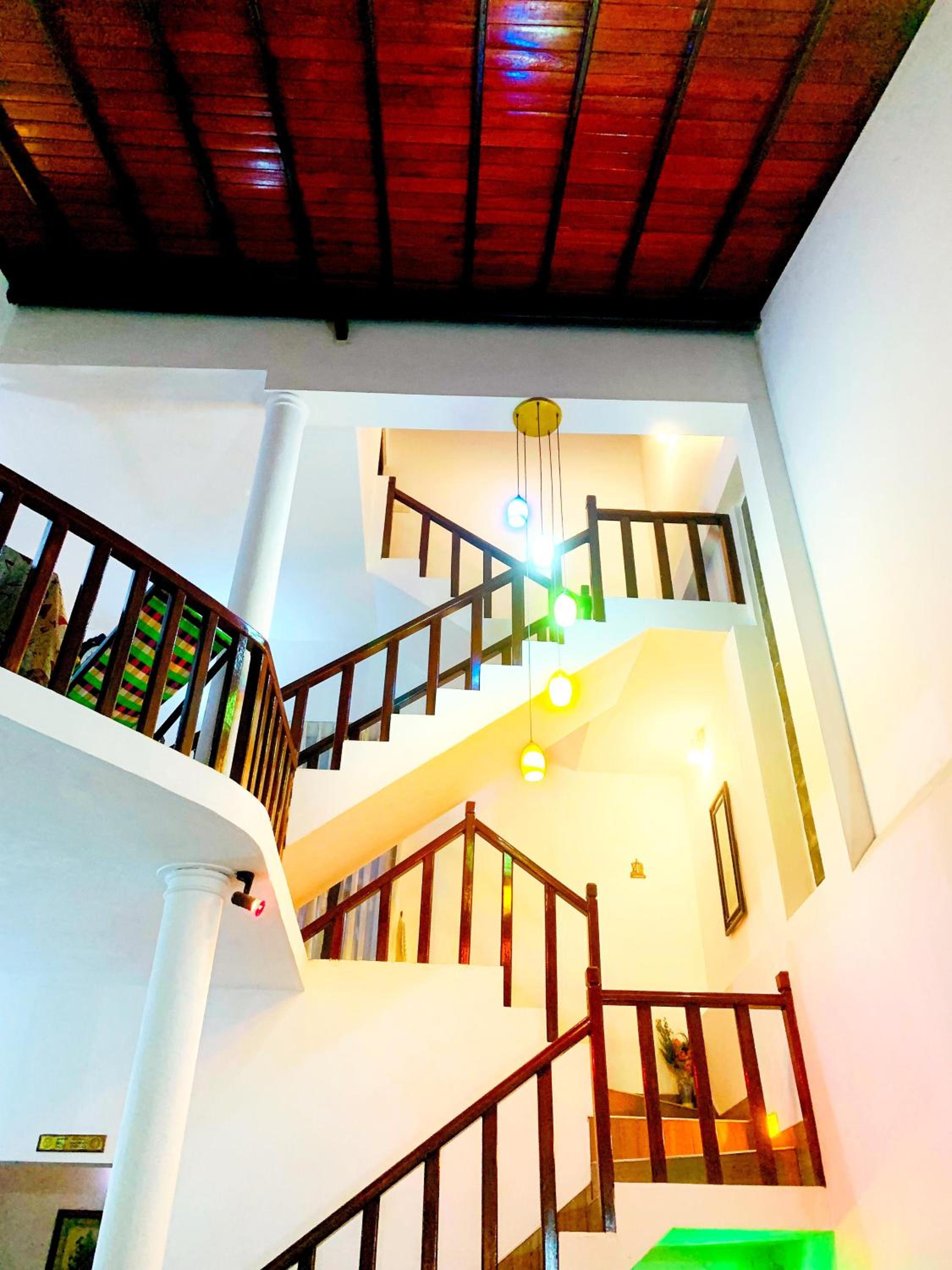 Matara Near Polhena & Mirissa Three Story House view 2