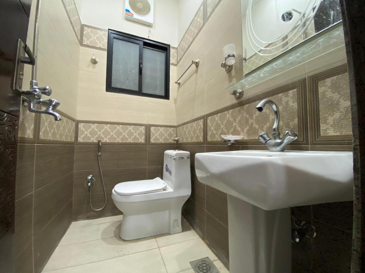 Uptown Residences
