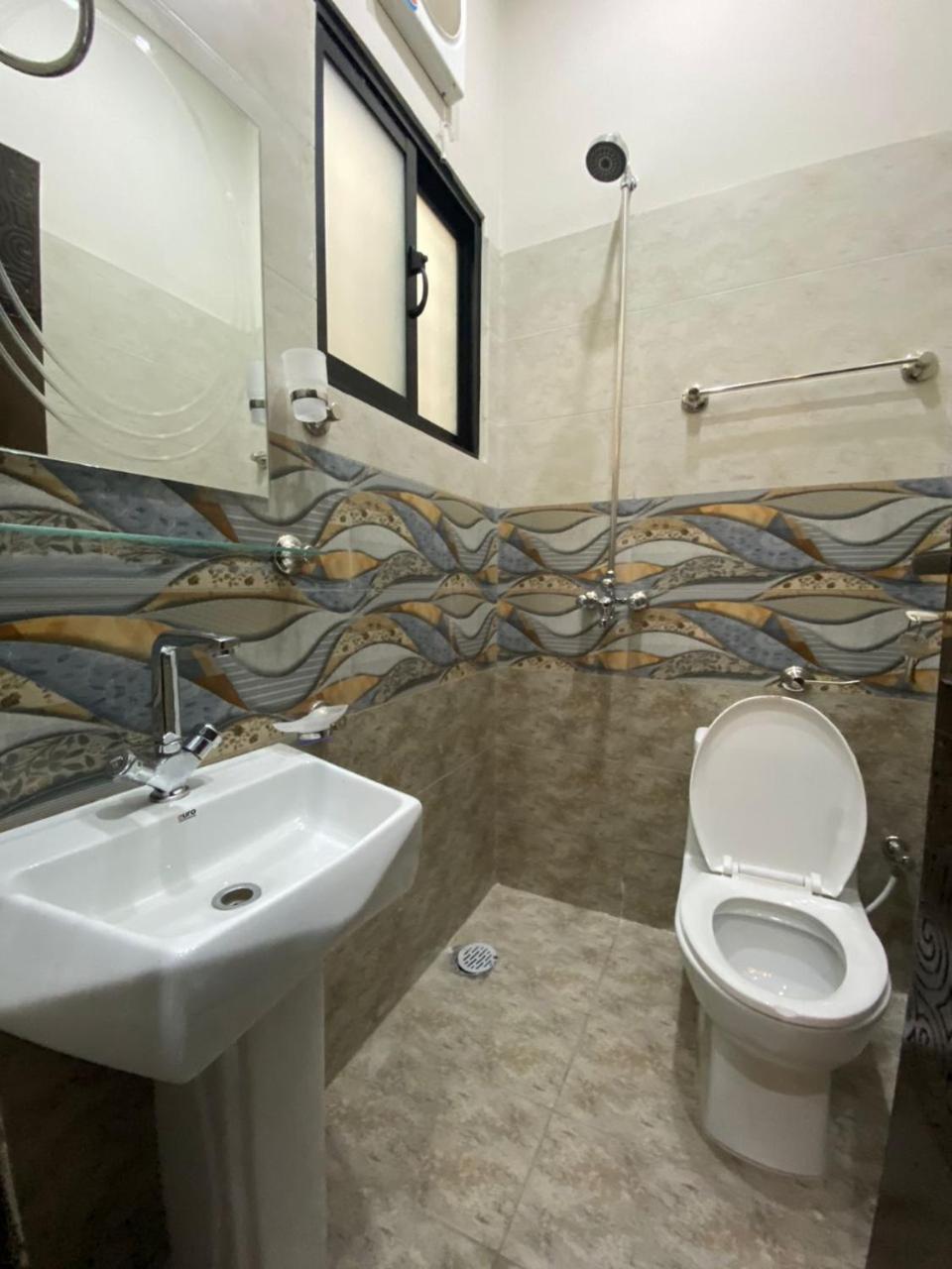 Uptown Residences